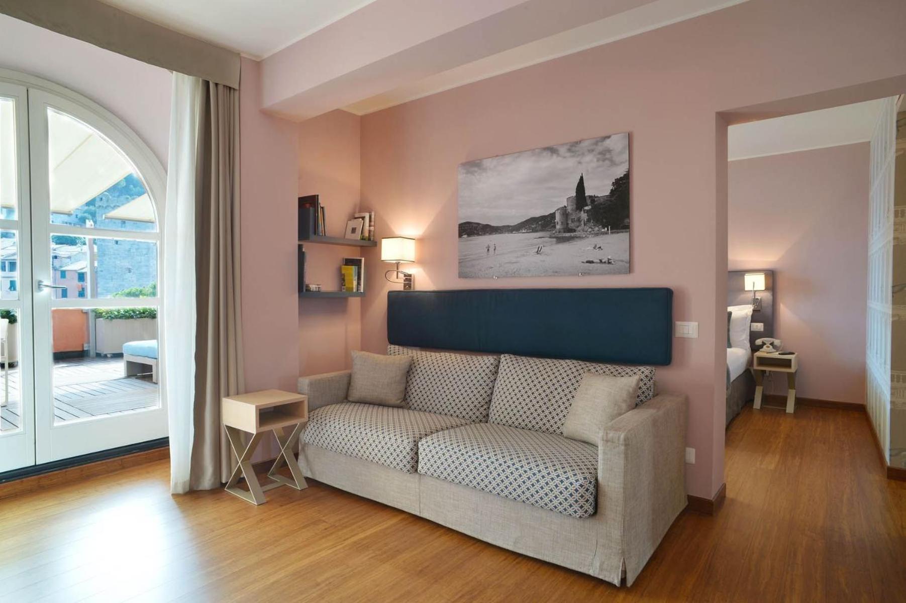 Suite with Terrace - Photo 5