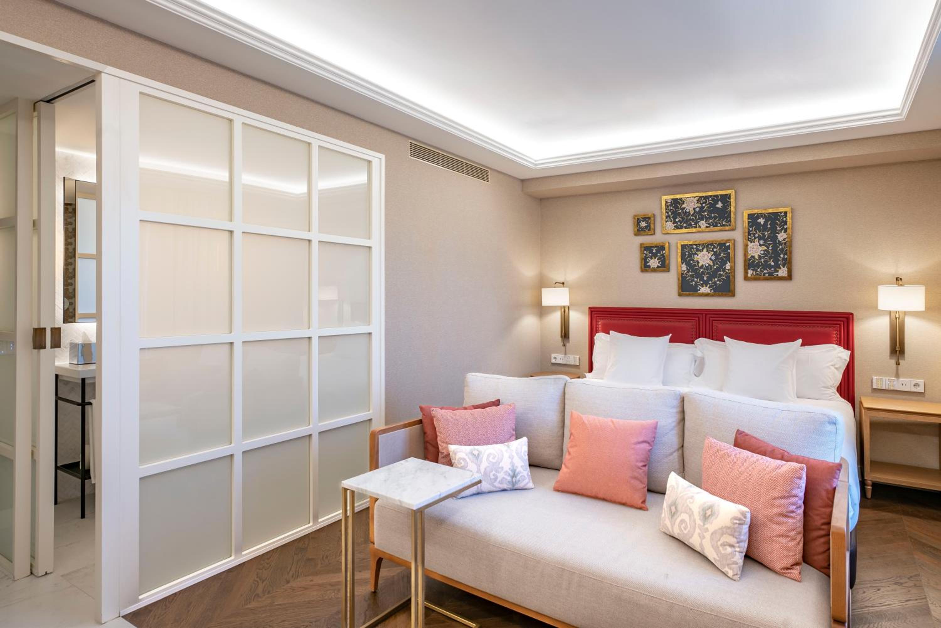 Superior Double Room with Balcony