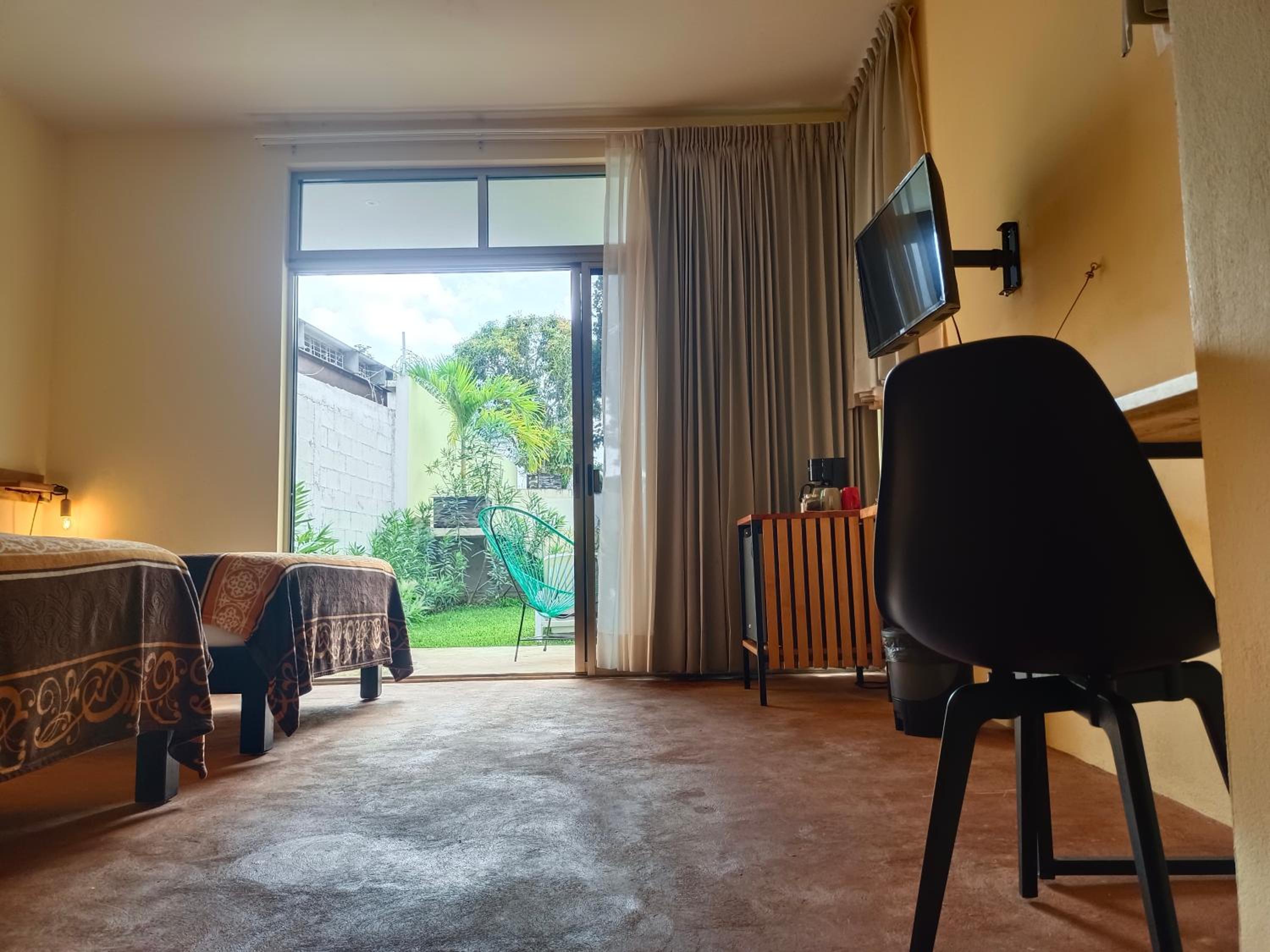 Twin Room with Pool View