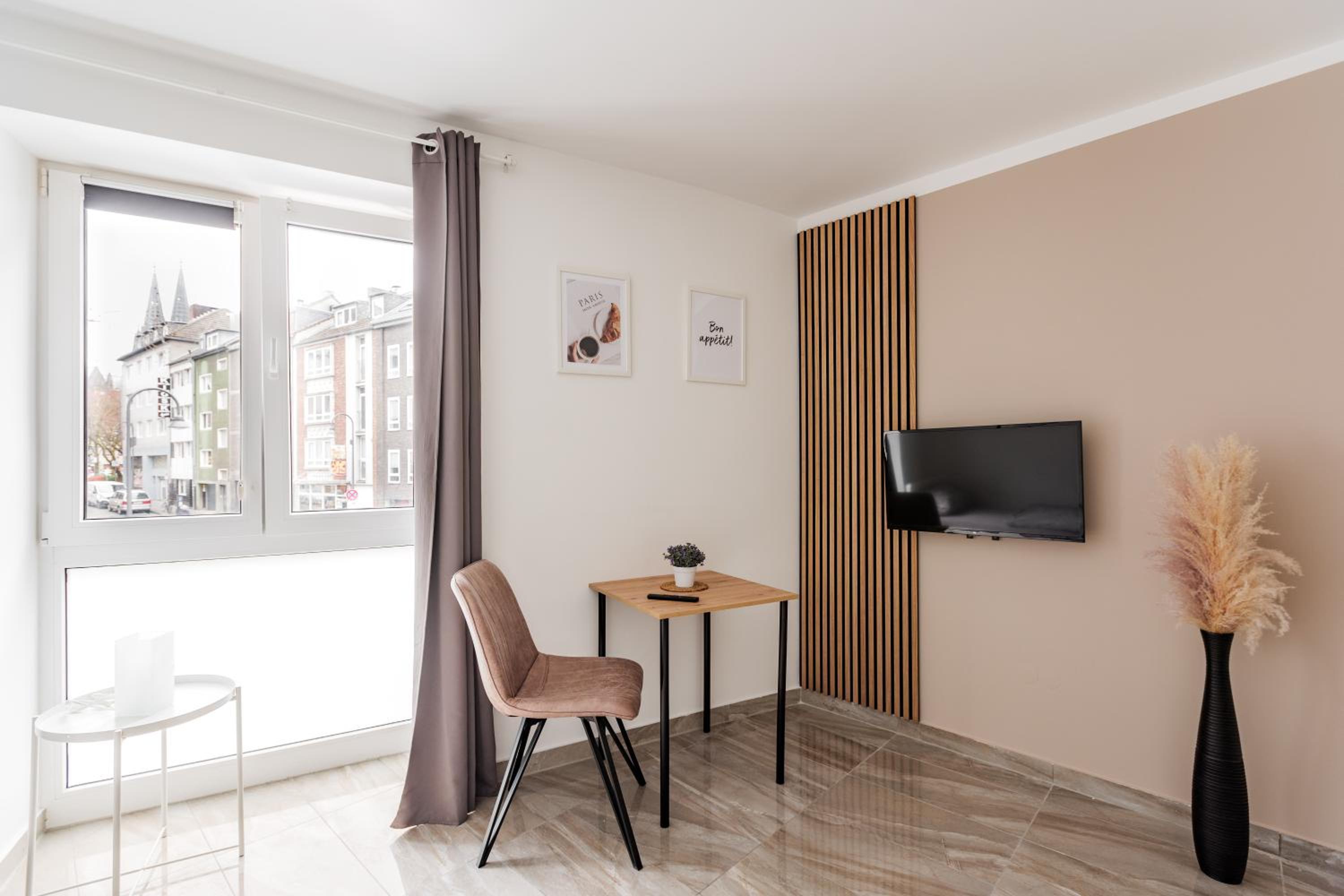 Studio Apartment