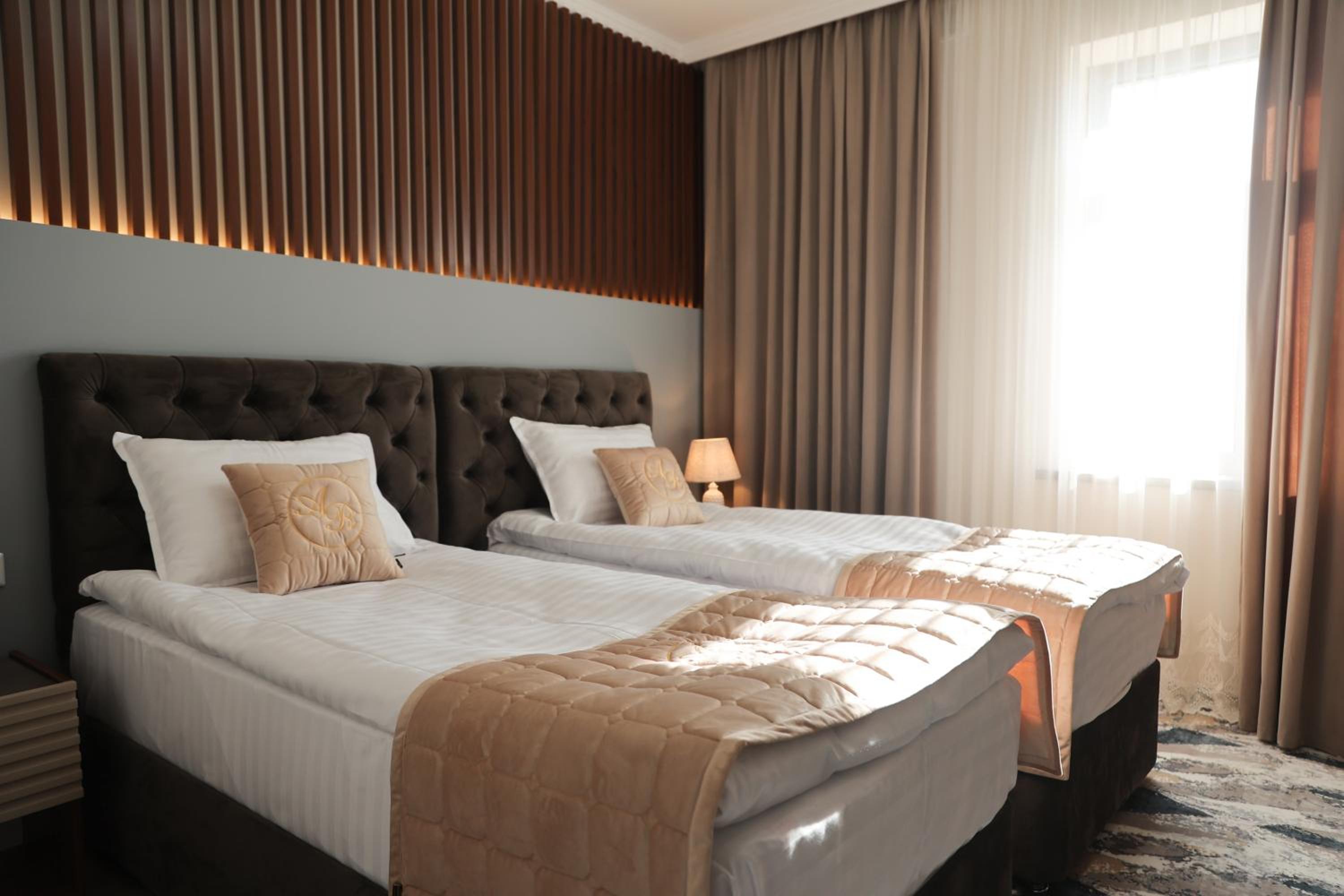 Superior Twin Room - Photo 1