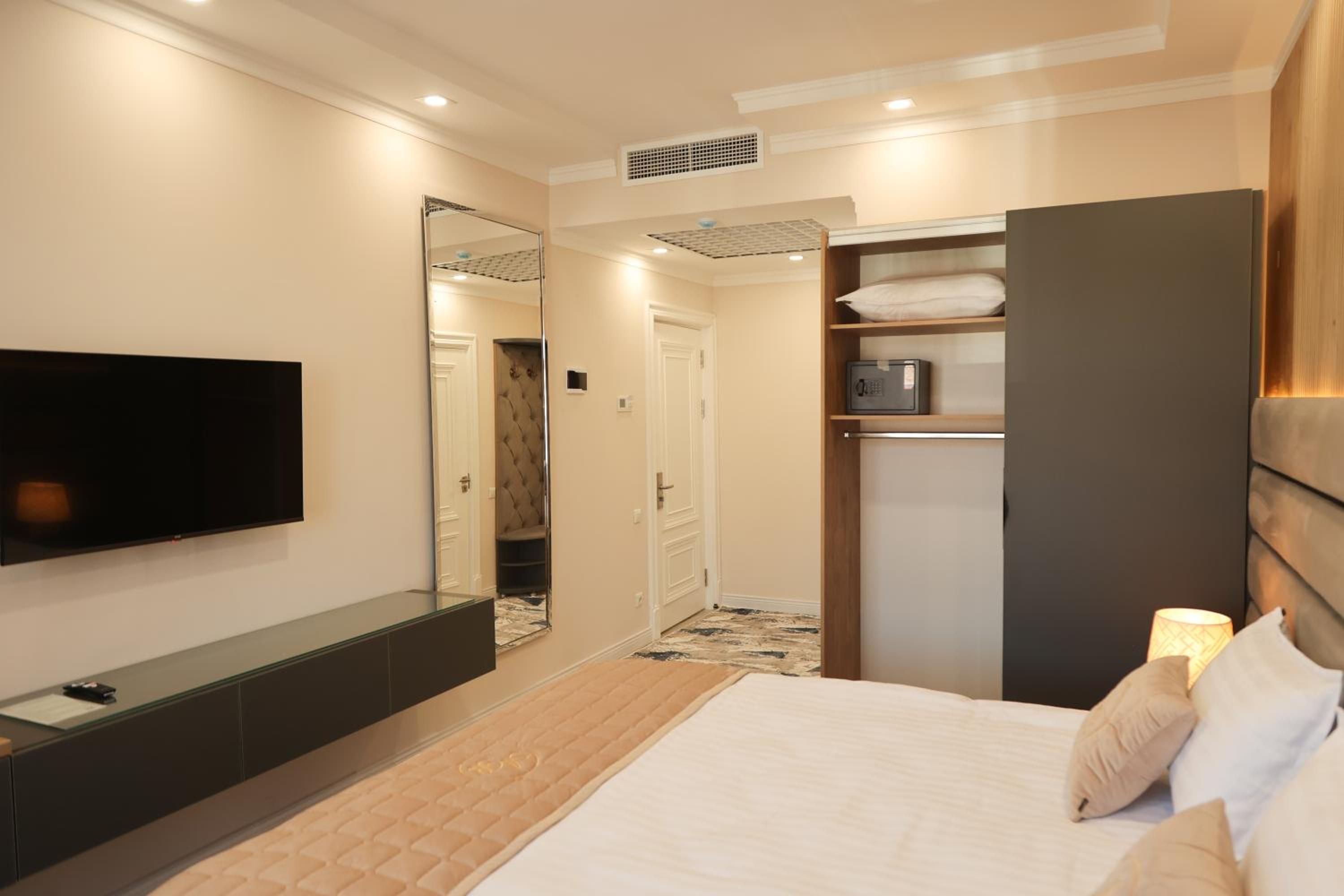 Superior Twin Room - Photo 9