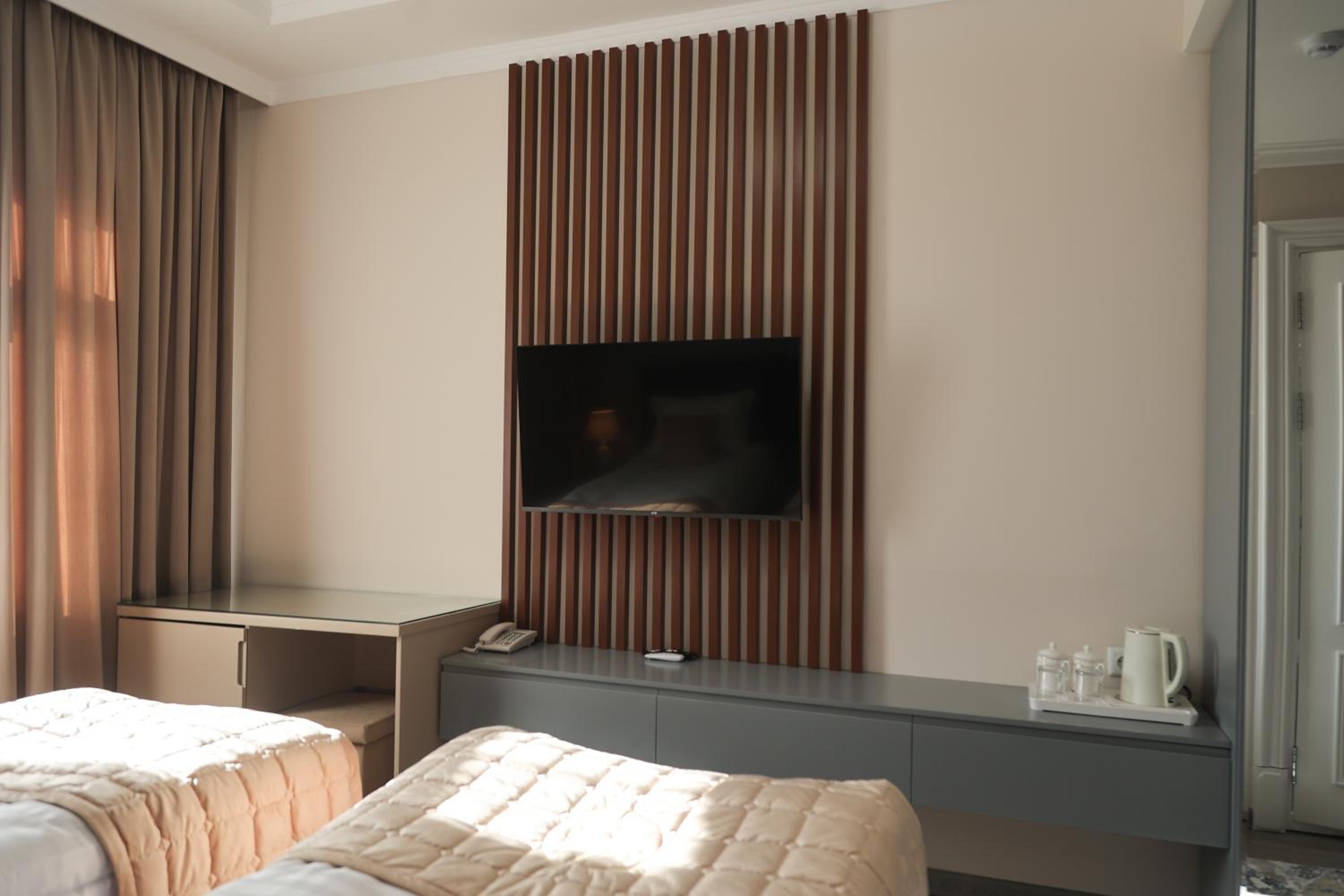 Superior Twin Room - Photo 11