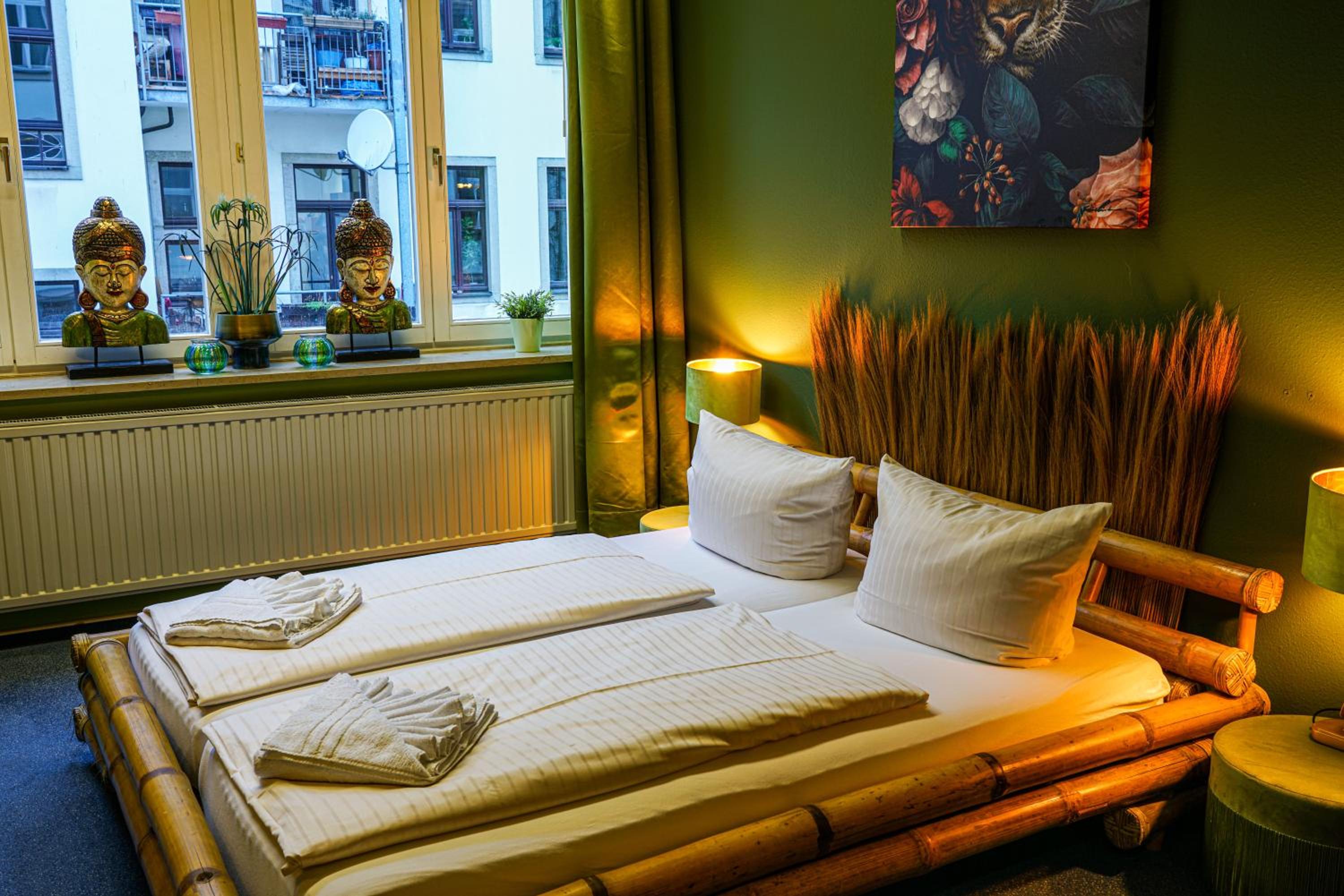 Standard Double Room with Shared Bathroom photo 2