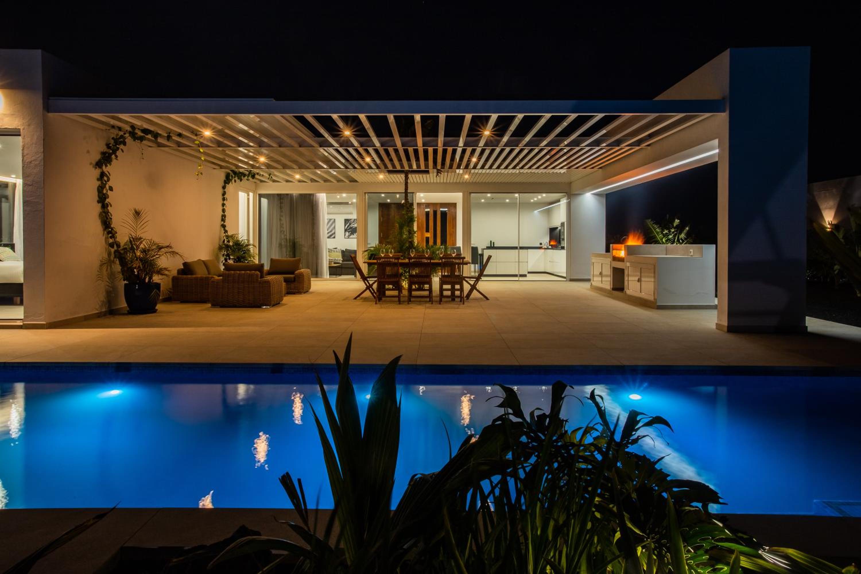 Three-Bedroom Villa photo 3
