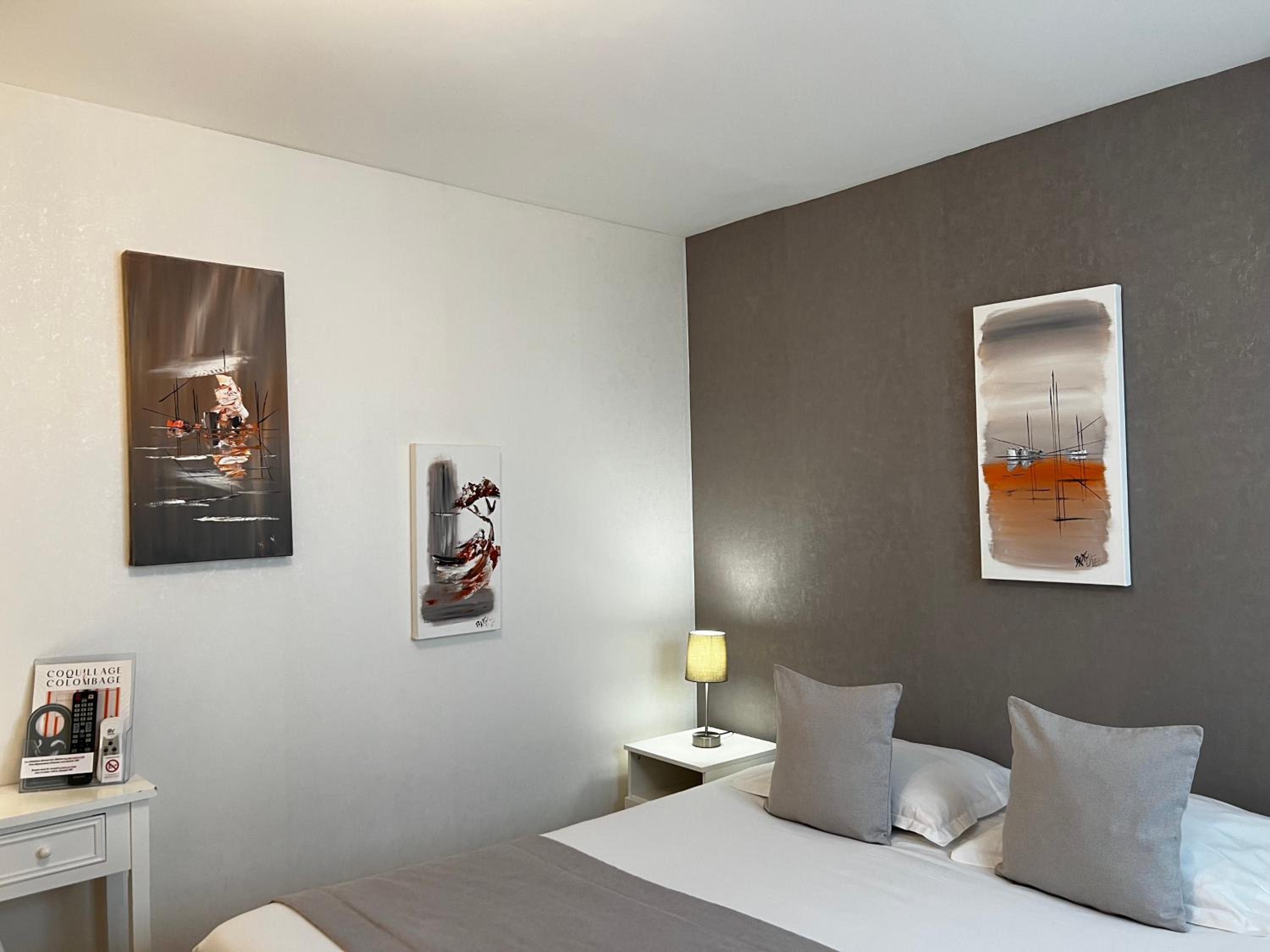 Double Room with Patio - Photo 1