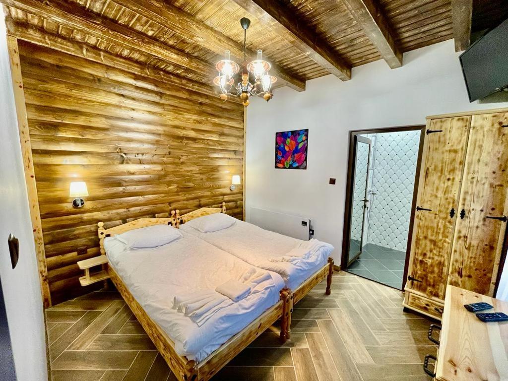 Three-Bedroom Villa photo 1