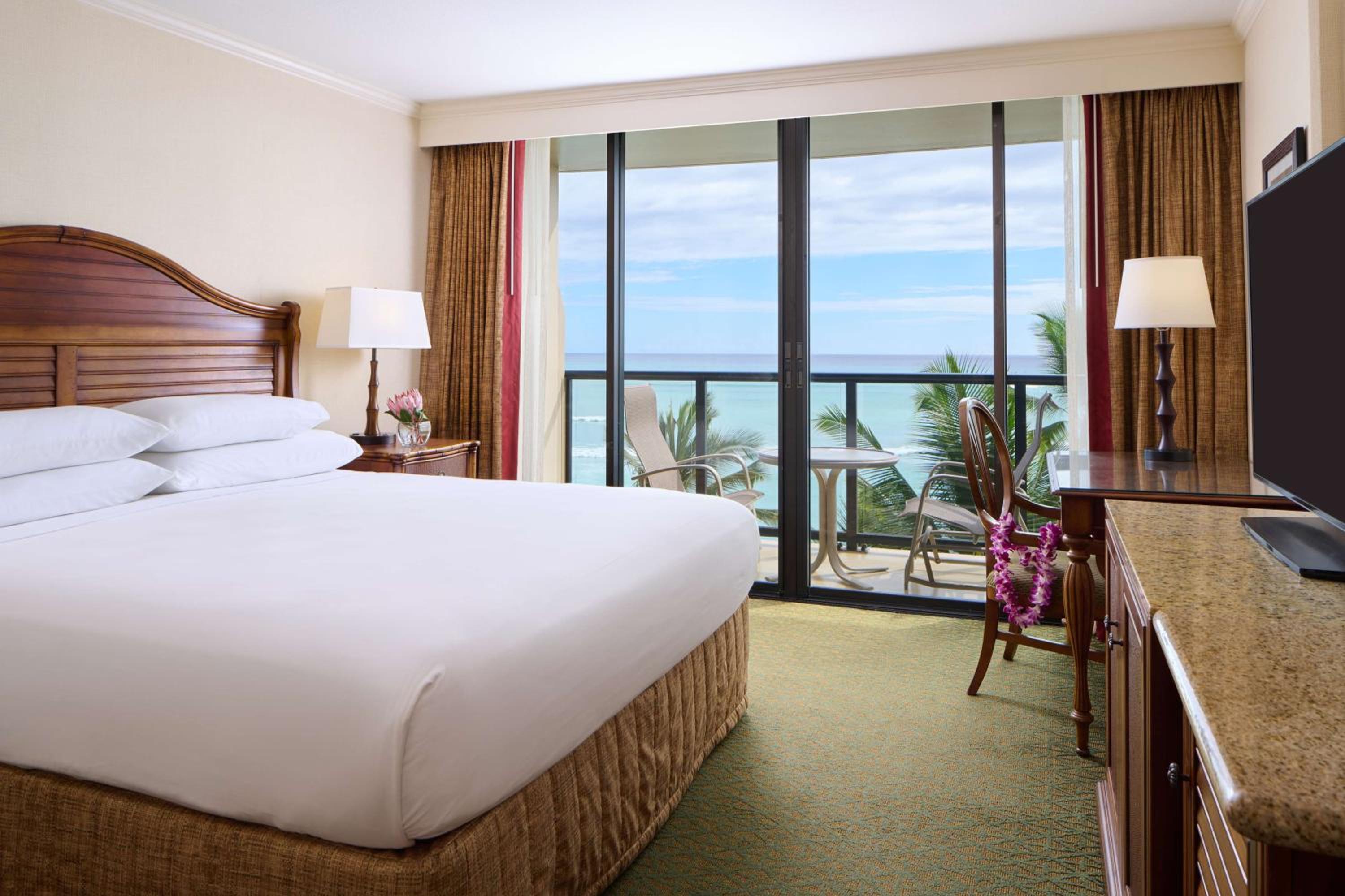 Ocean Front 1 King Bed