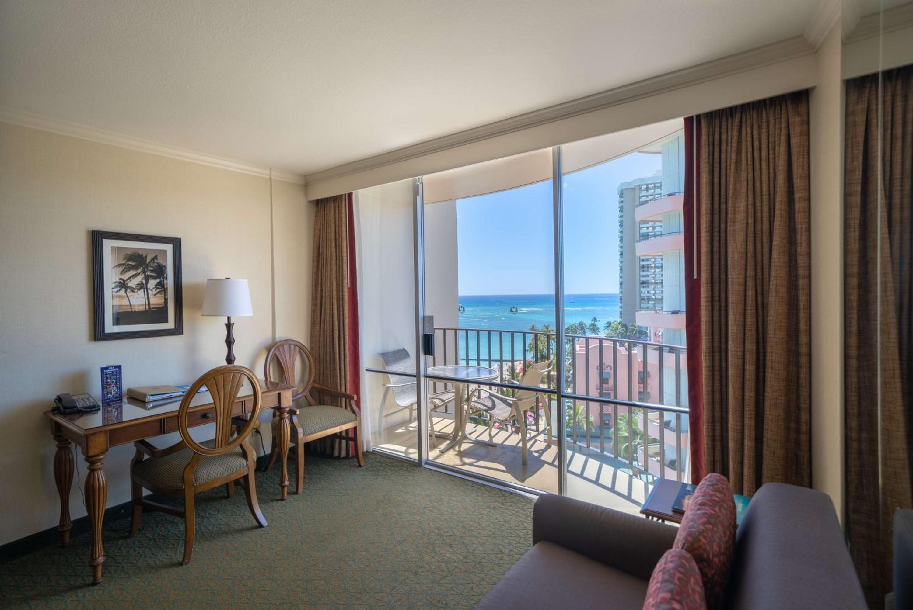 Ocean View 1 King Bed