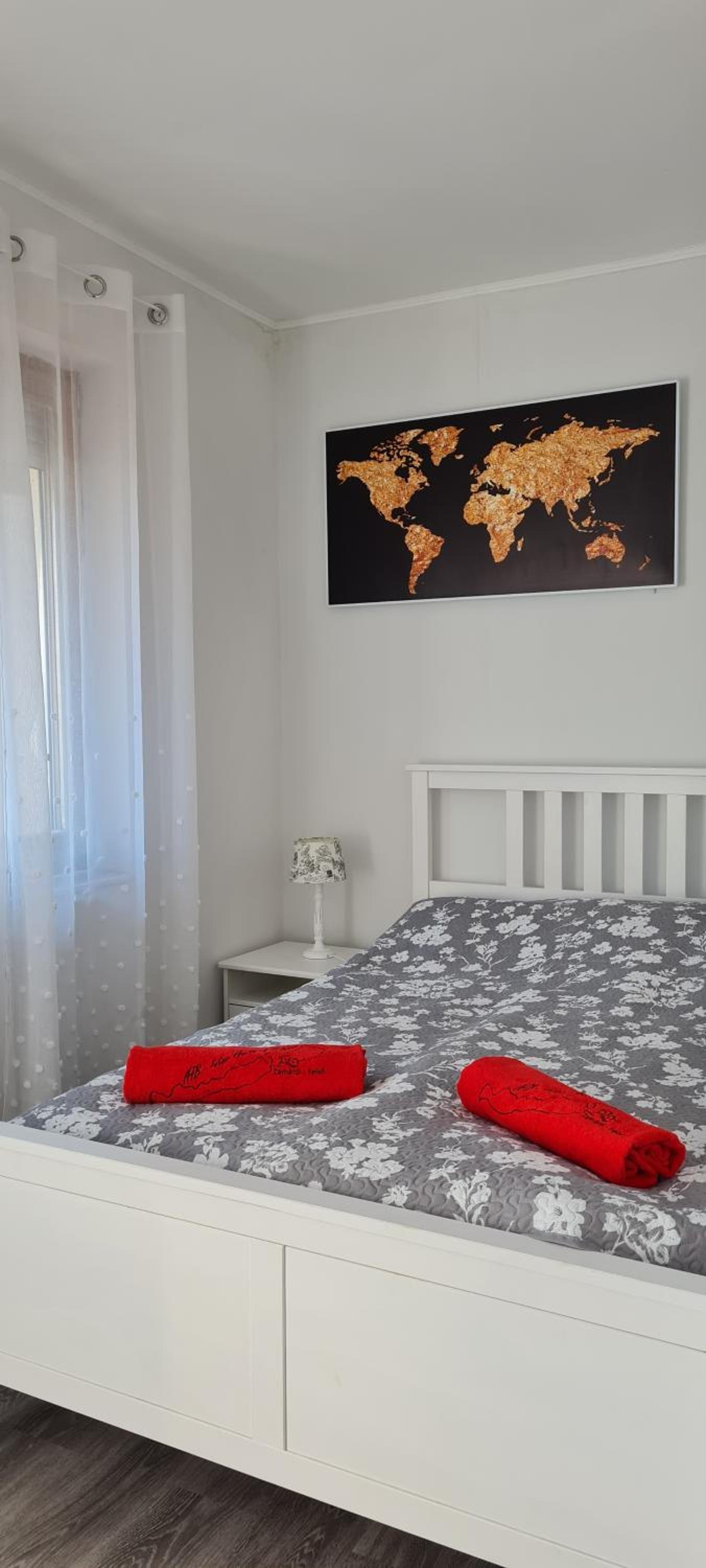 Three-Bedroom Apartment photo 1