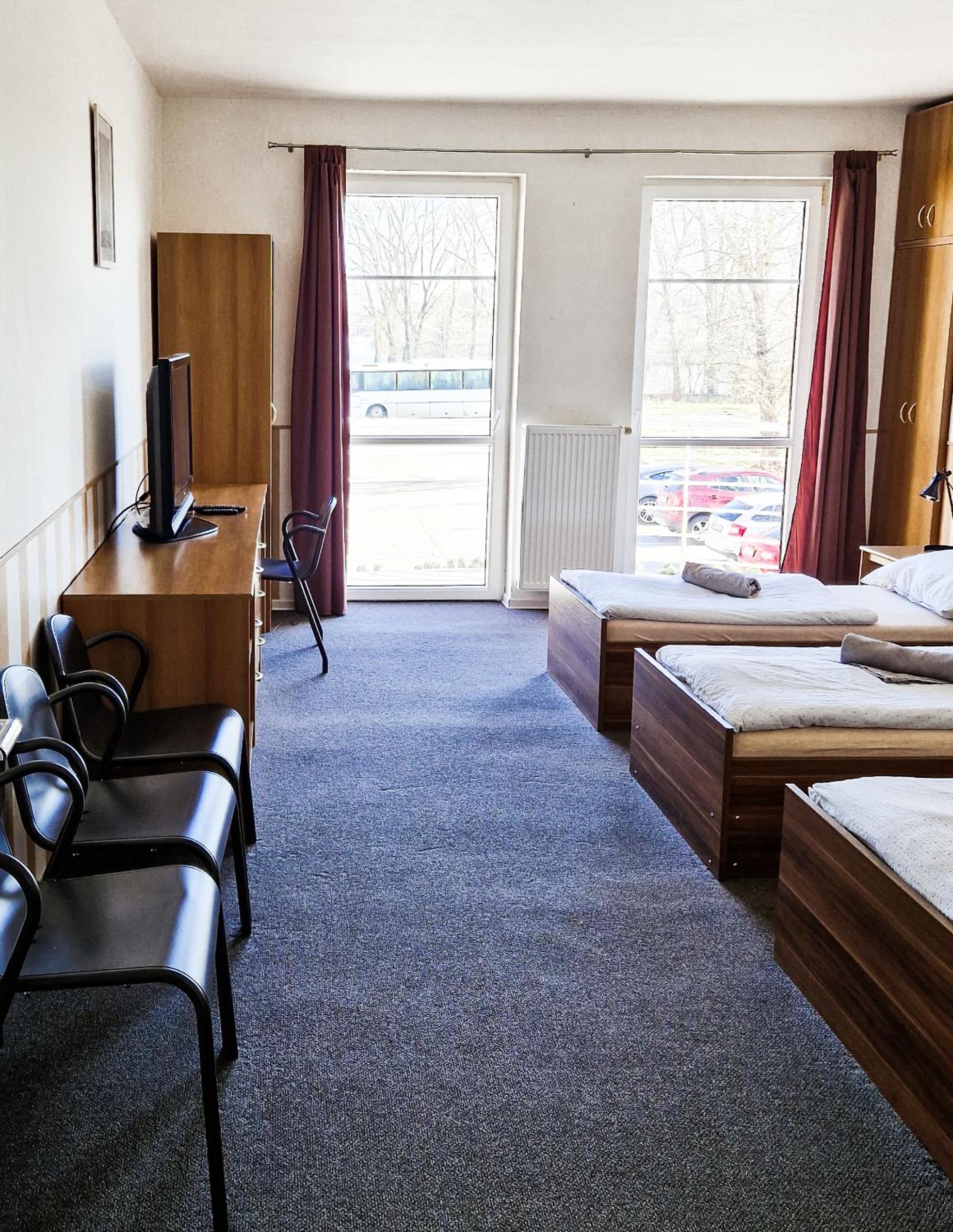 Quadruple Room - Photo 1