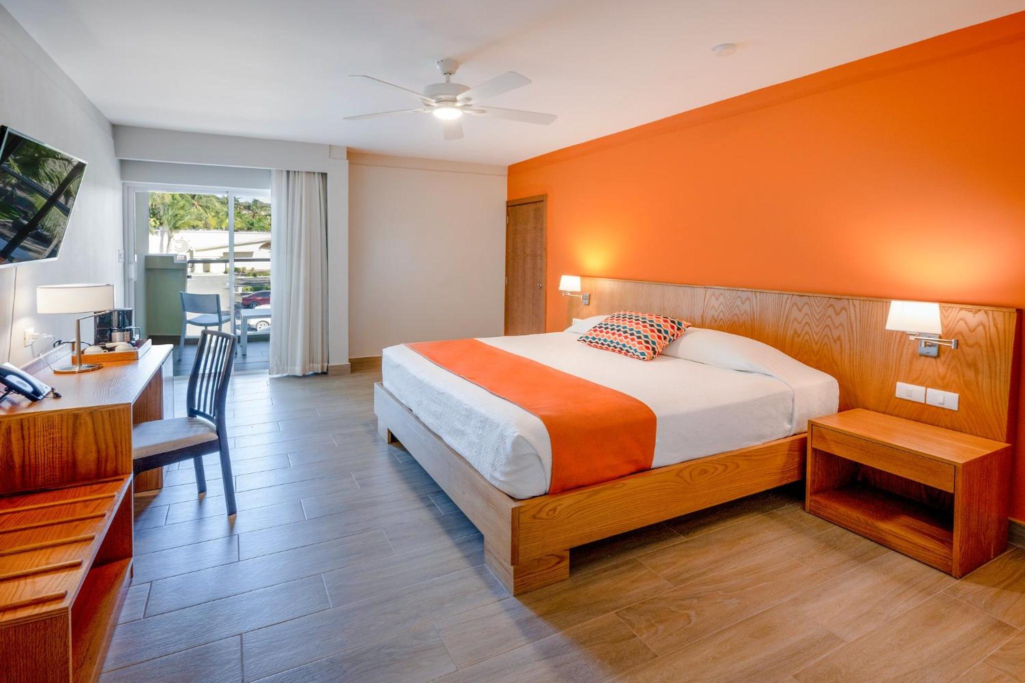 Superior King Room - Photo 5