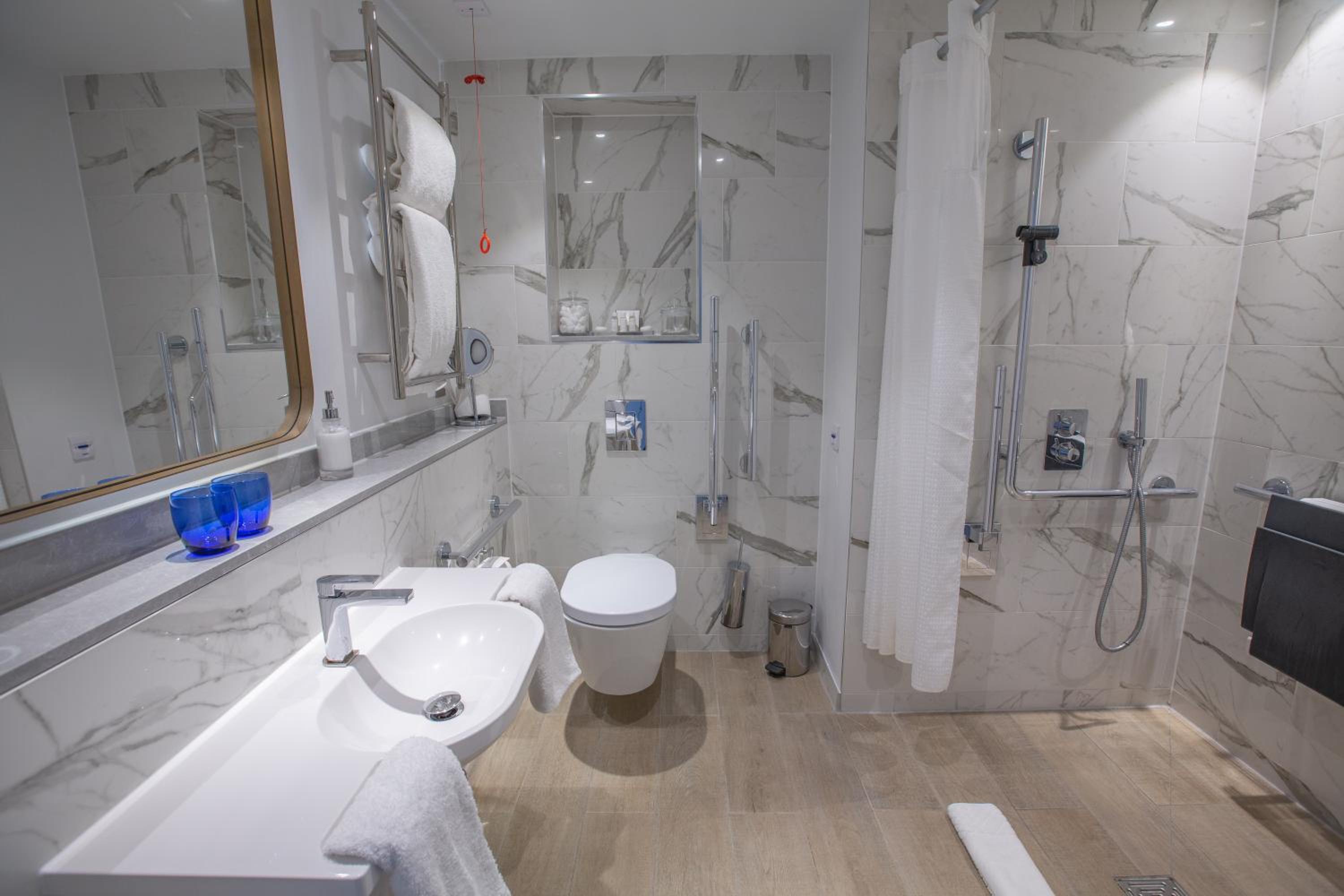 Double Room - Disability Access photo 2