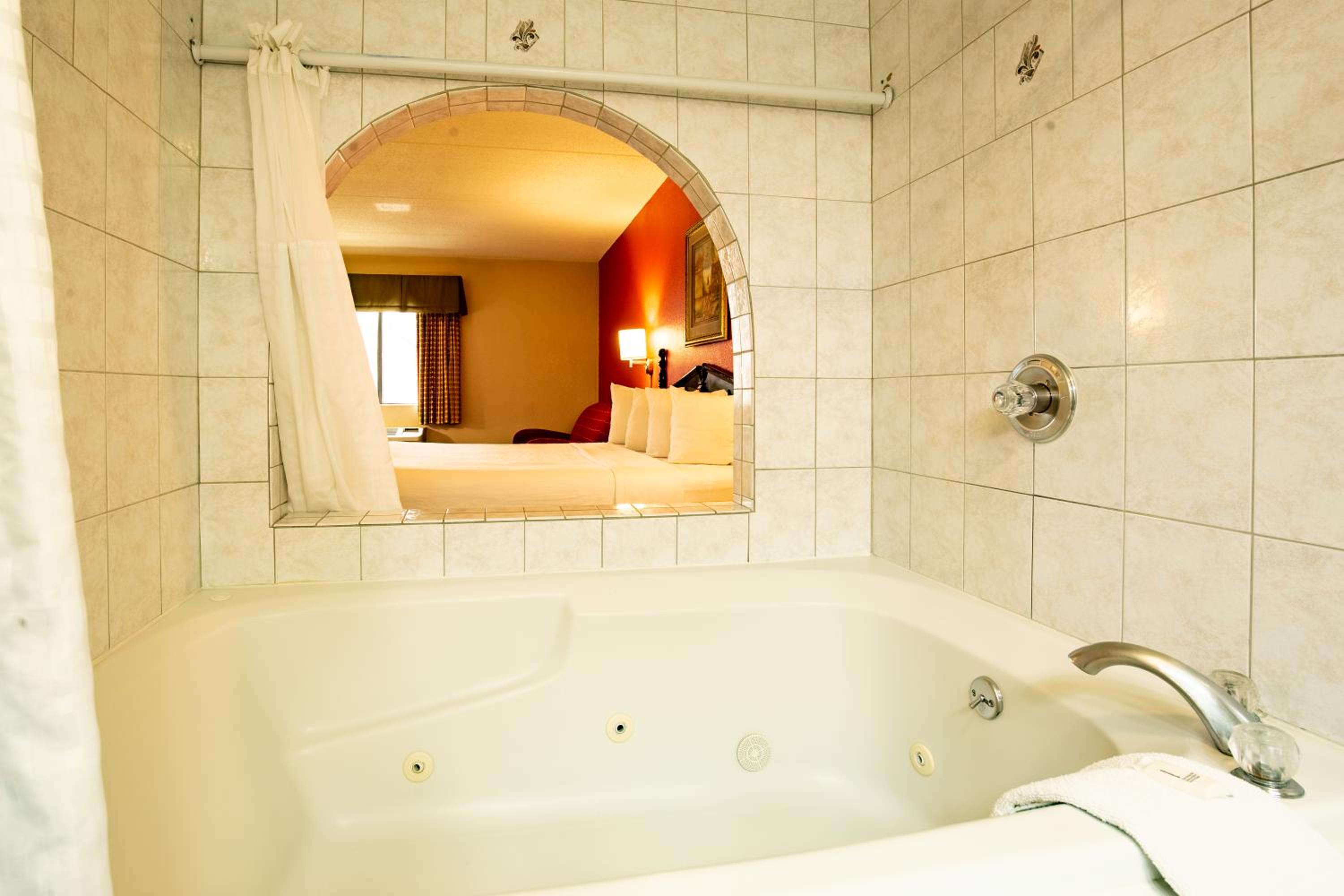 Superior King Studio Suite - Non-Smoking - Photo 3