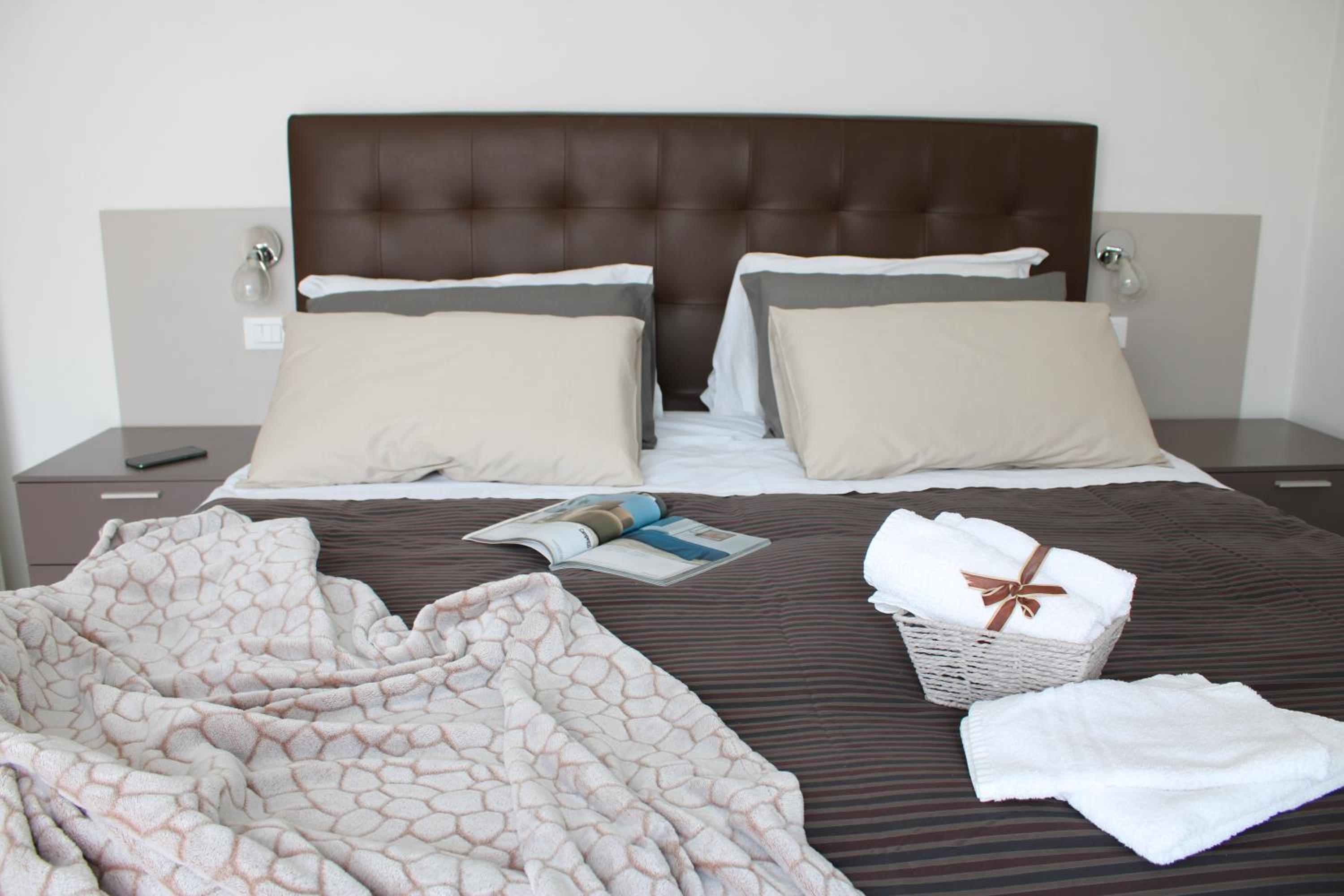 Double Room with Private Bathroom photo 3