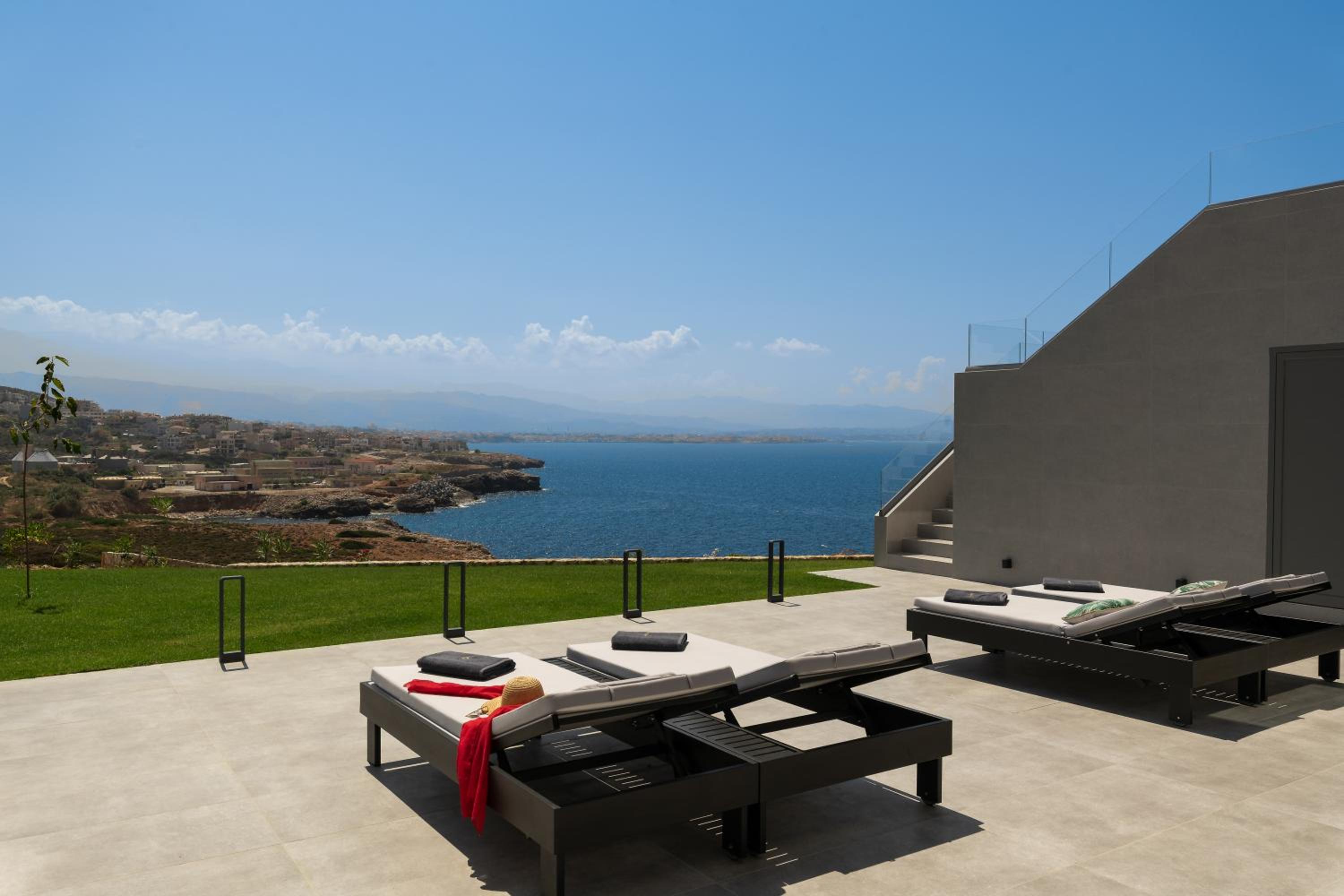 Villa with Sea View photo 3