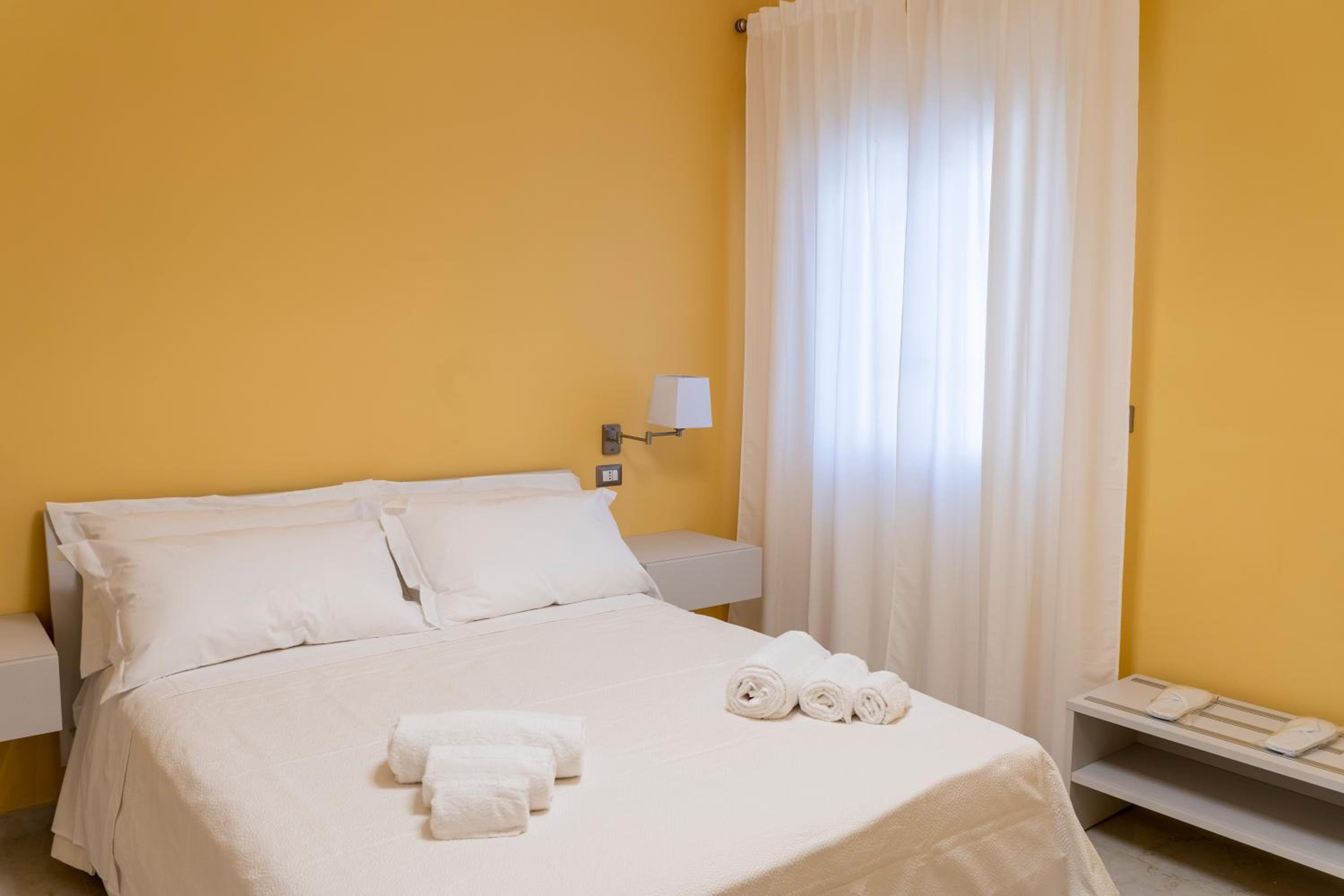 Superior Double Room - Photo 1