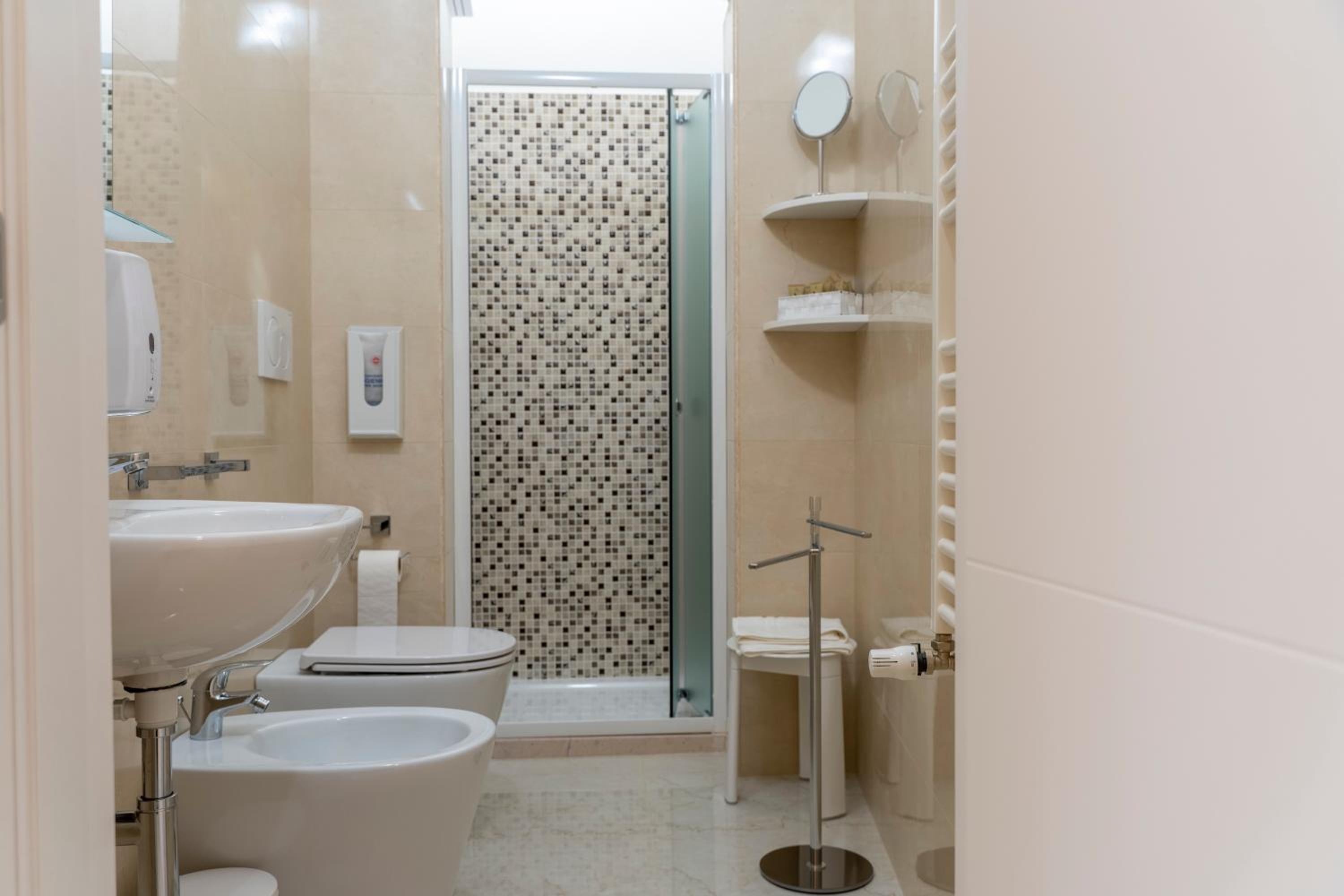 Superior Double Room - Photo 15