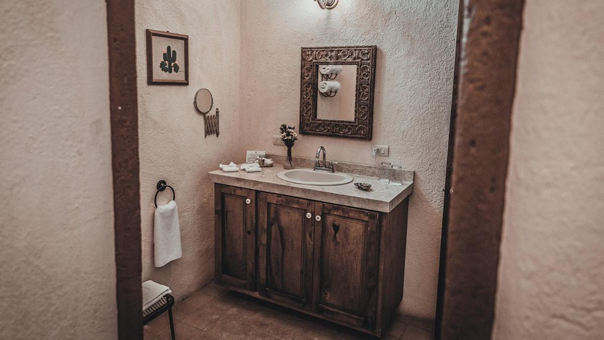 Family Suite - Photo 9