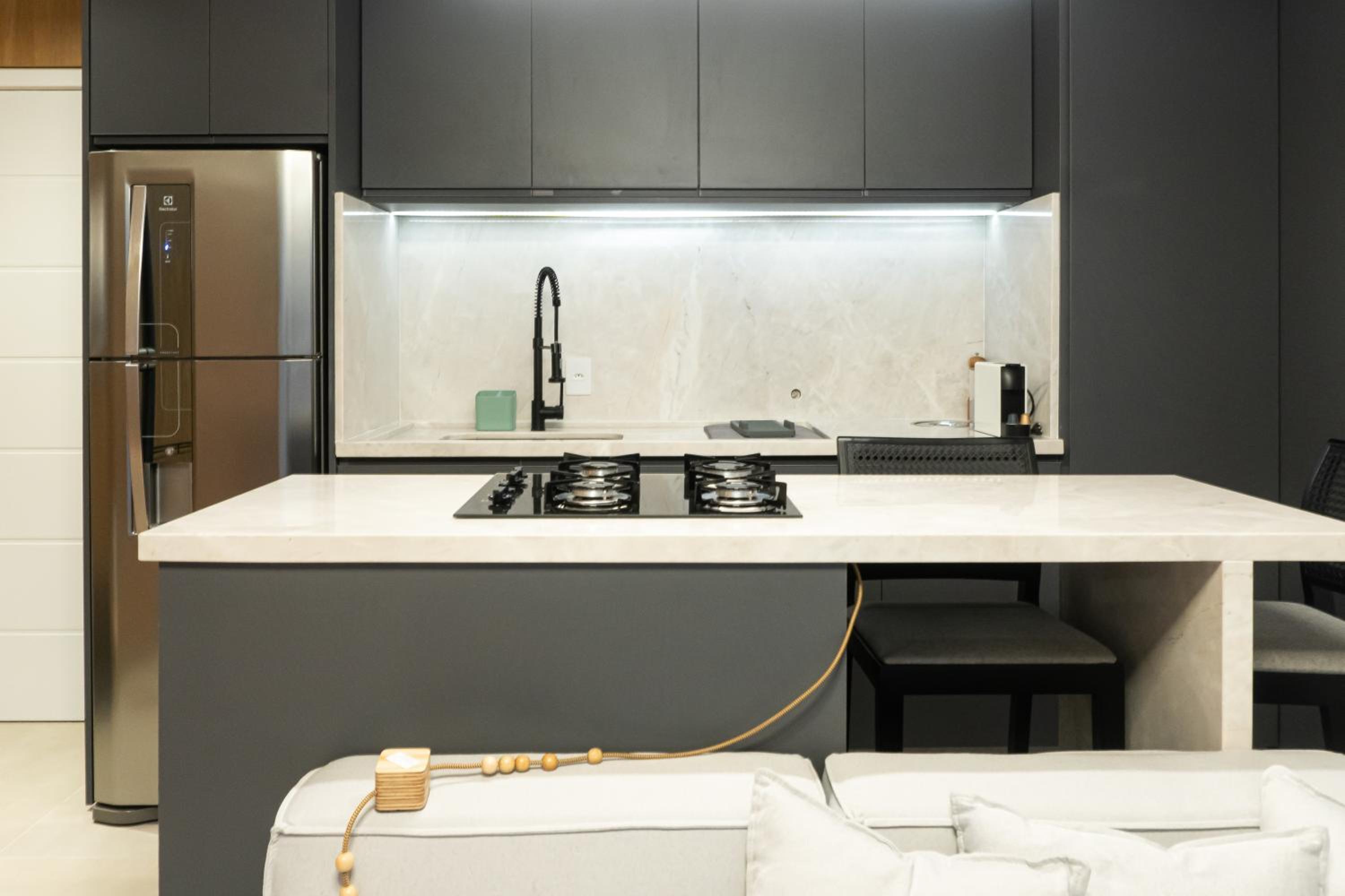 One-Bedroom Superior Apartment - Photo 4