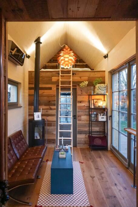 One-Bedroom House photo 1