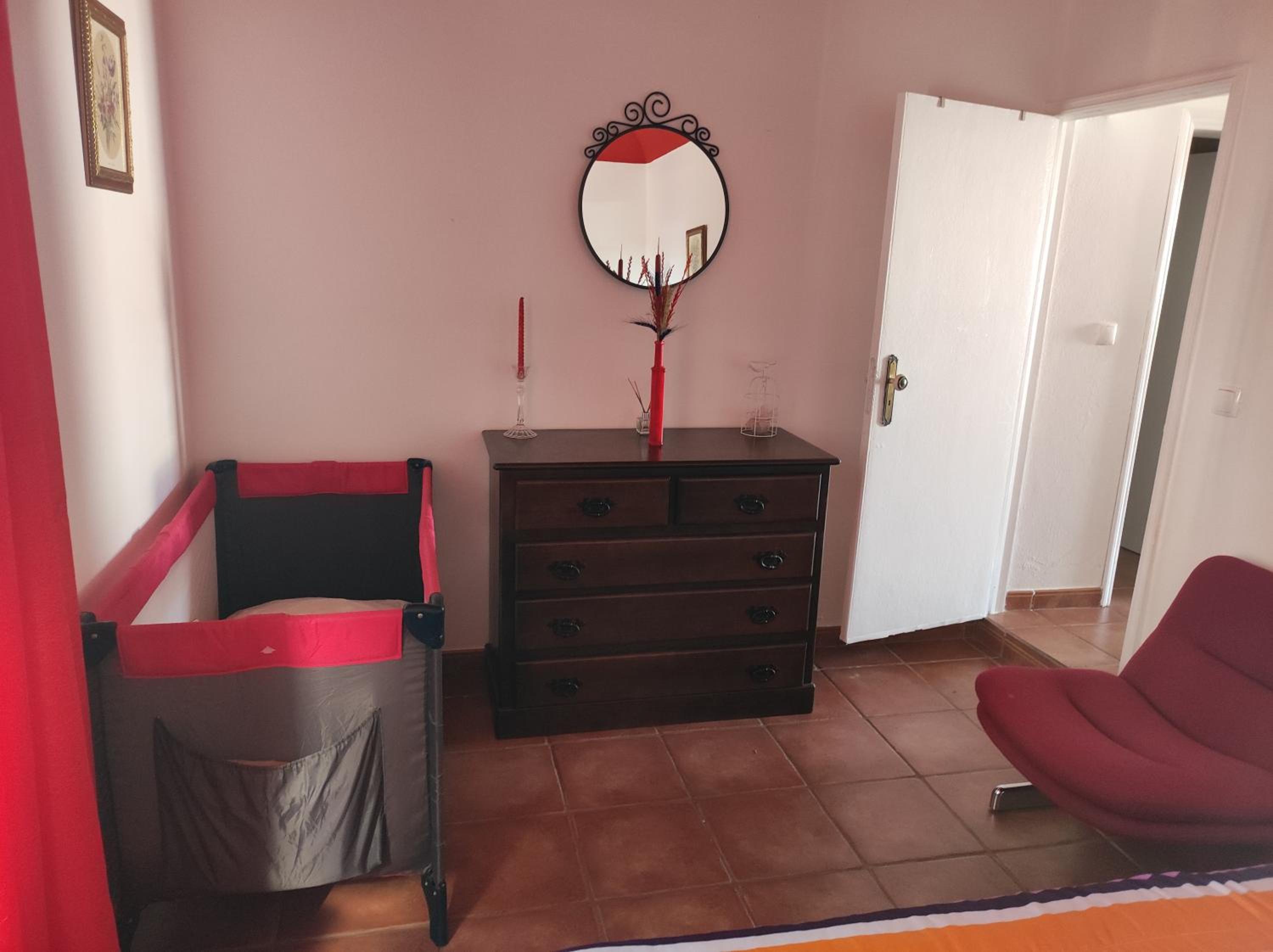 One-Bedroom House photo 3