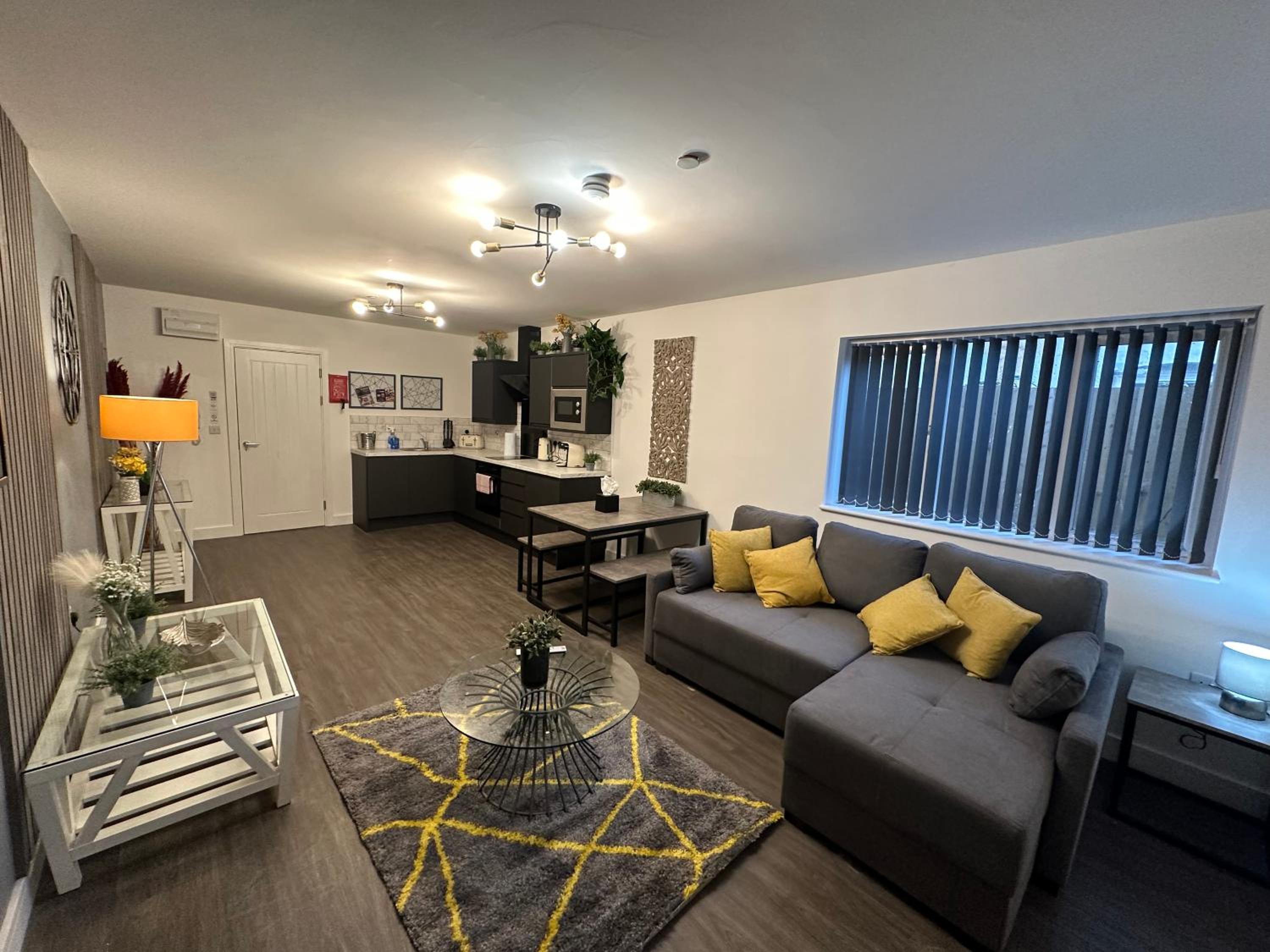 One-Bedroom Apartment with Terrace photo 1
