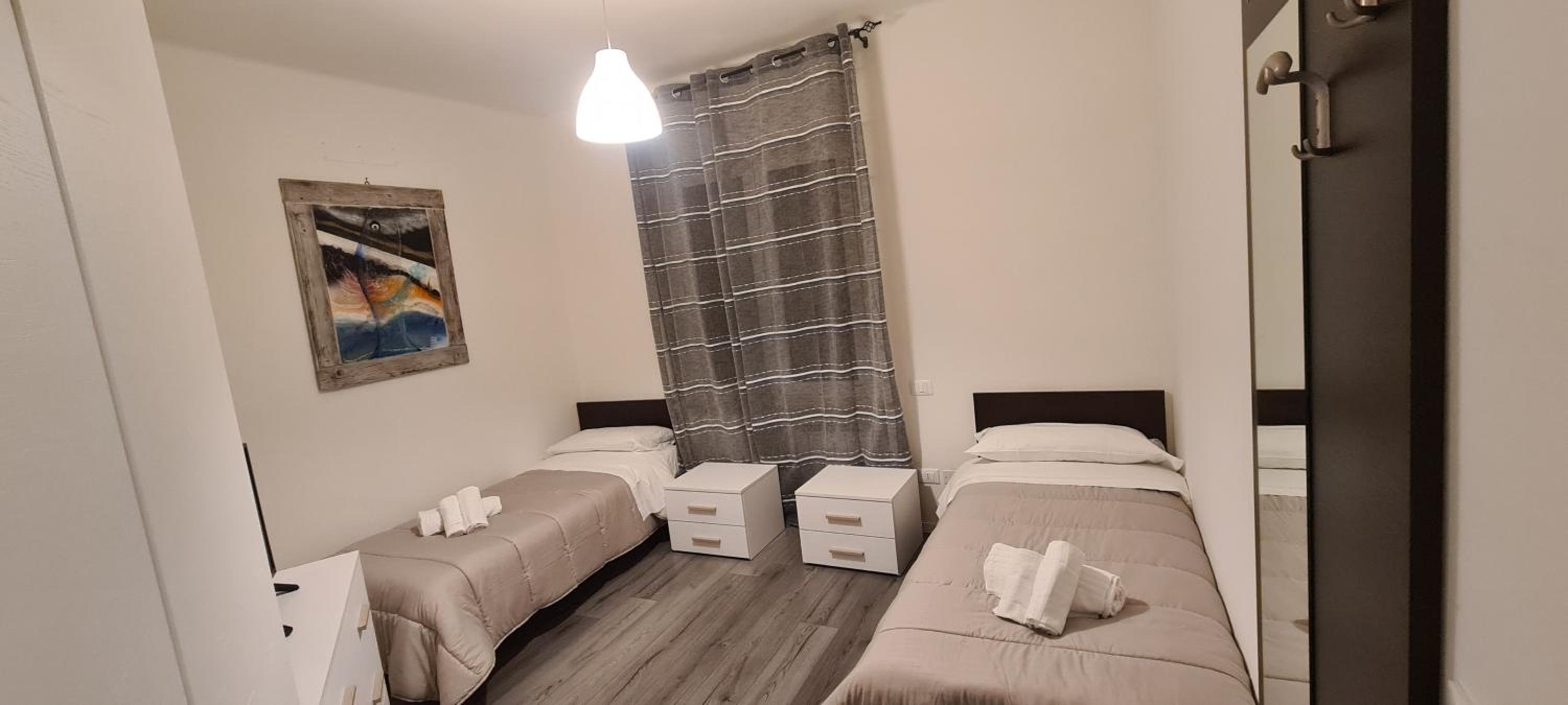 Twin Room with Private External Bathroom photo 1