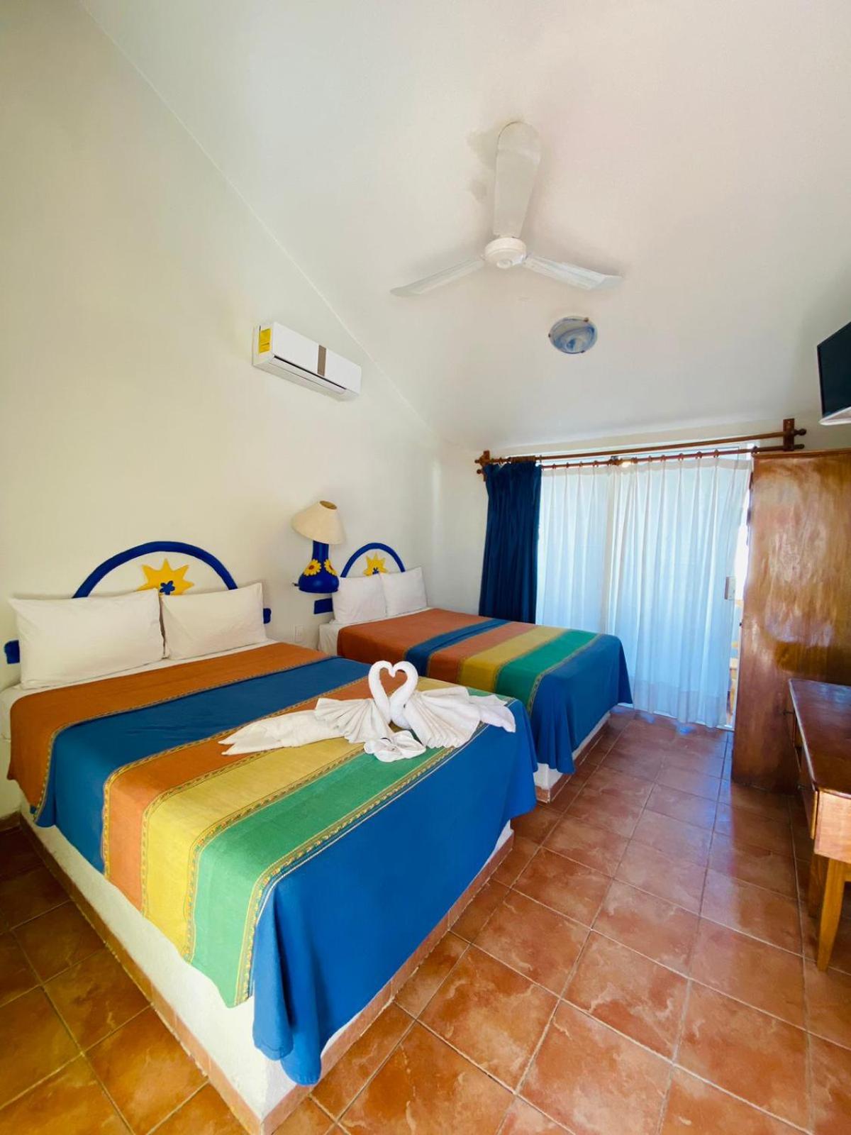 Double Room With Two Double Beds photo 1