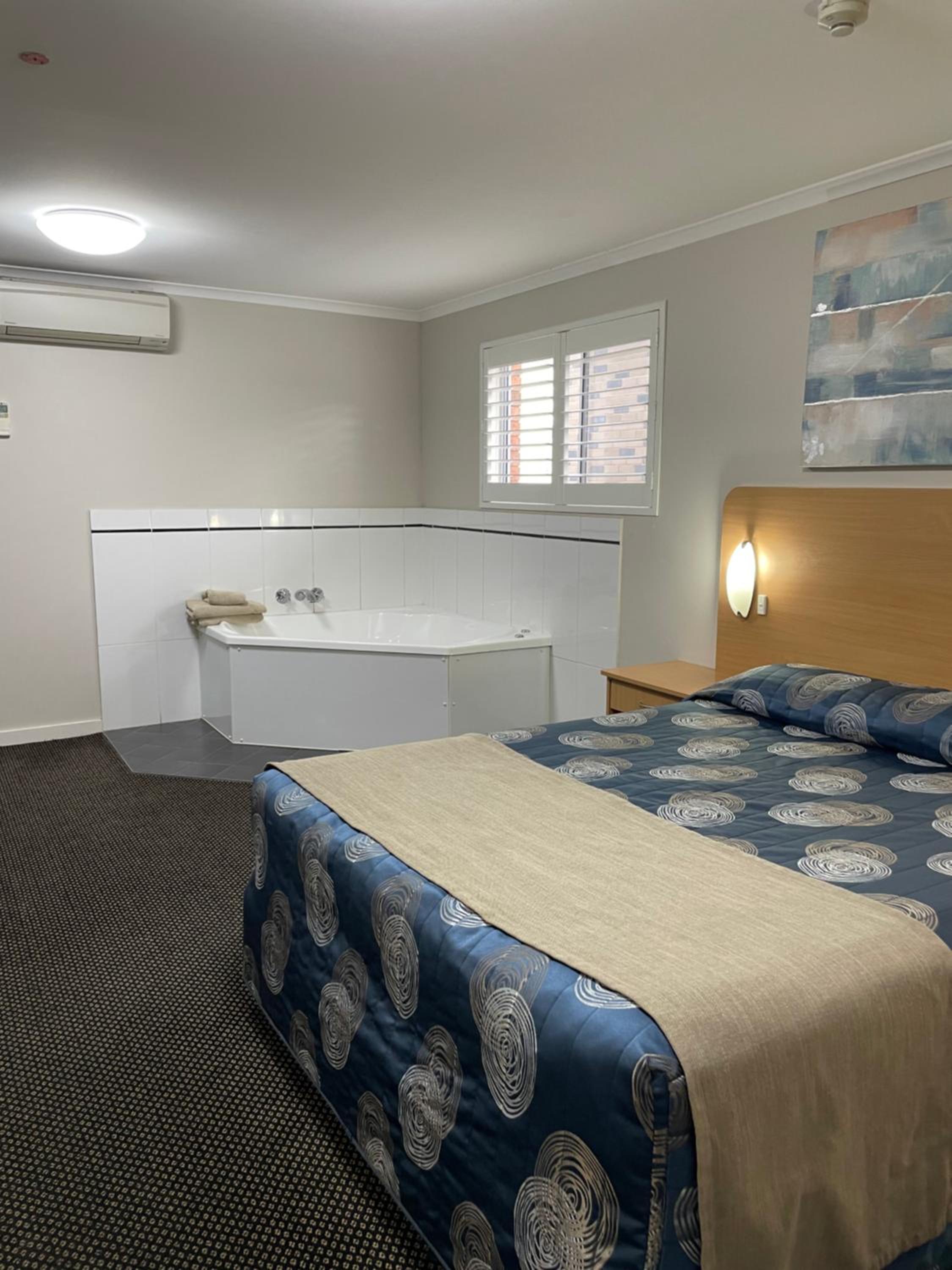 Deluxe Spa Room - Photo 5