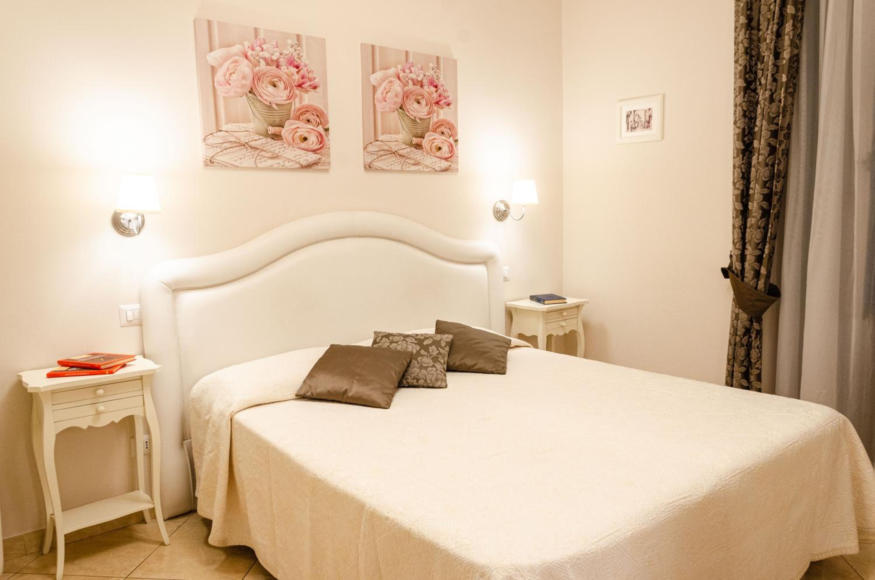 Standard Double or Twin Room with Balcony photo 1