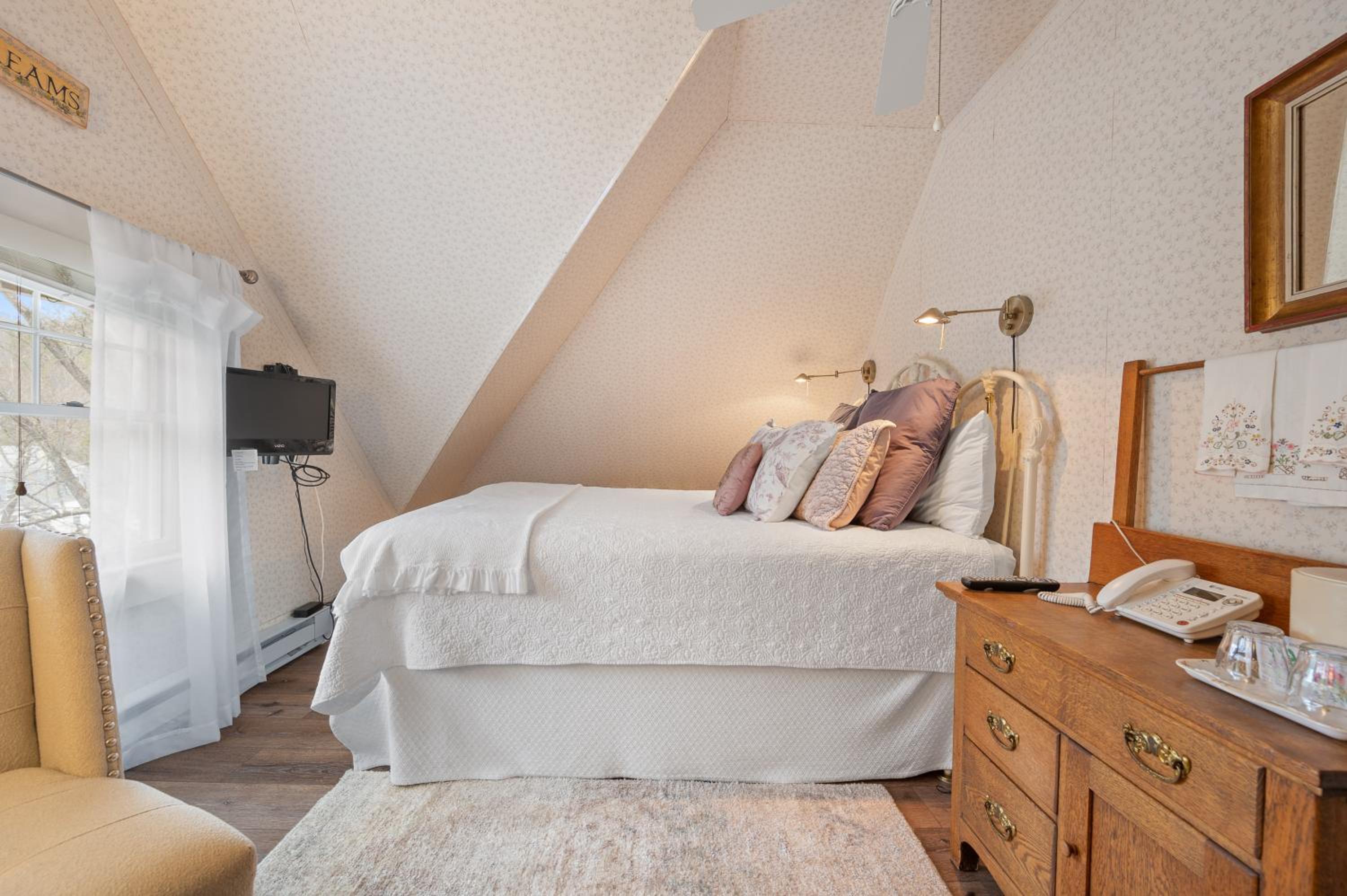 Queen Room