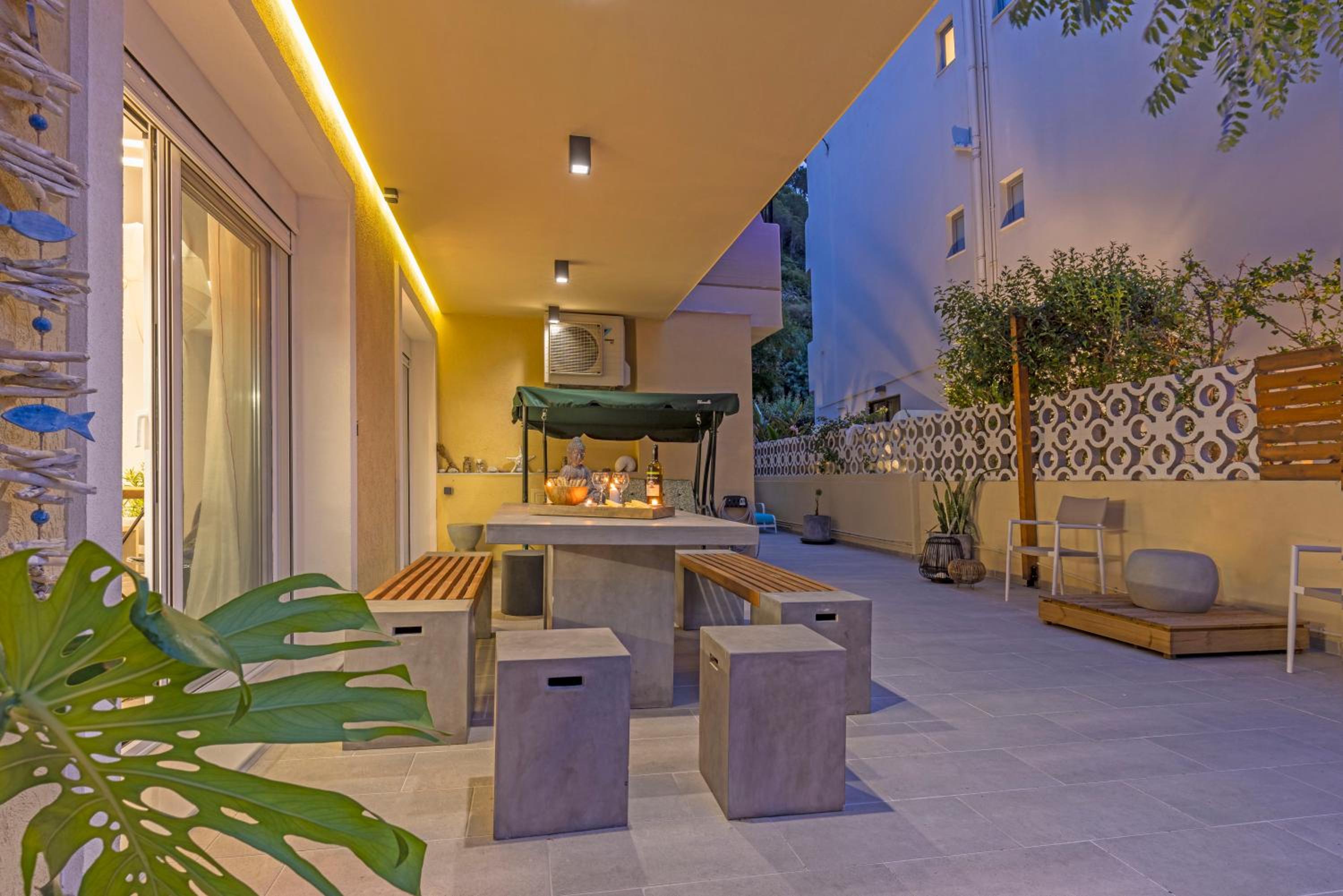 Apartment with Terrace photo 3