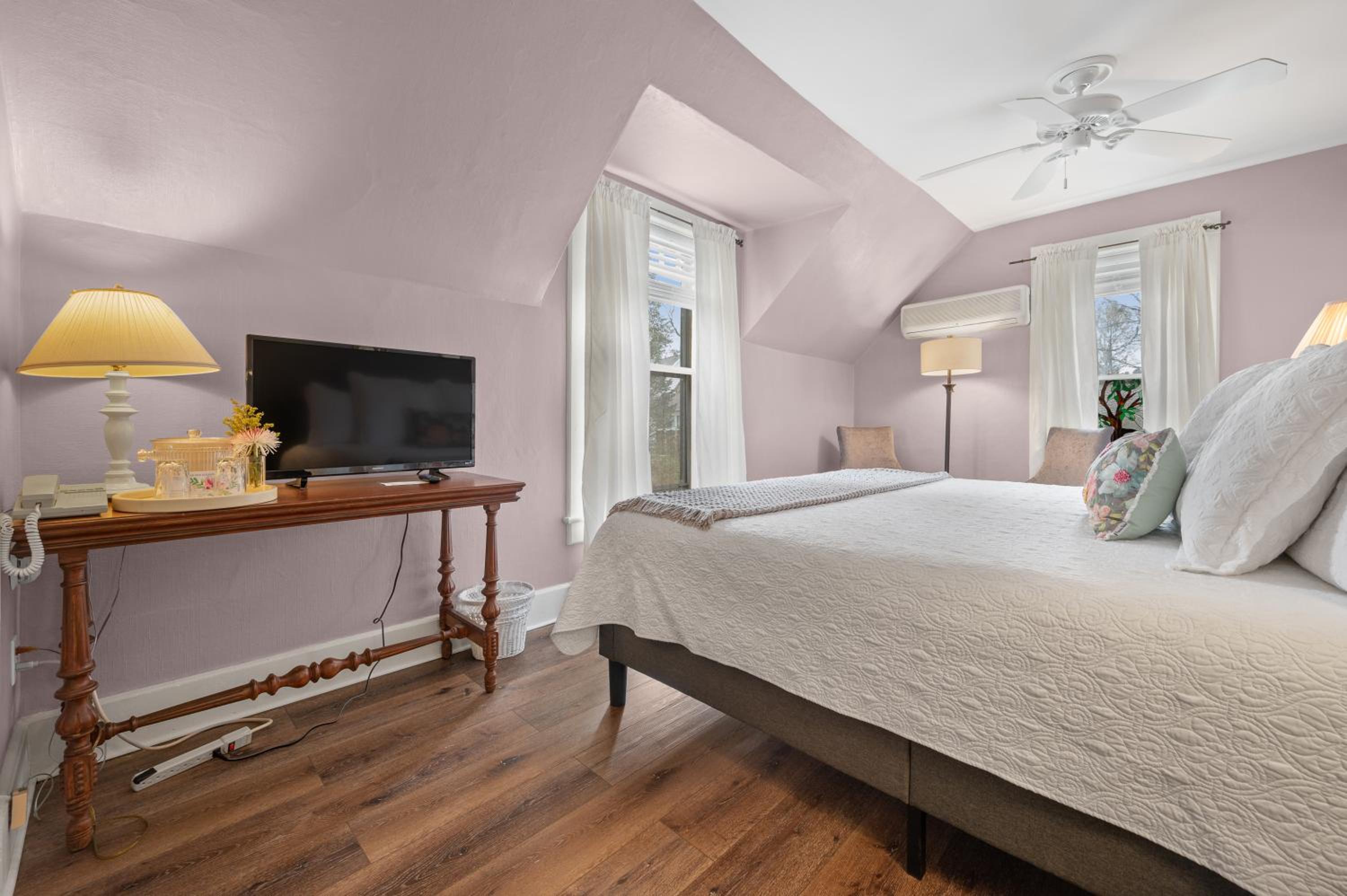 Deluxe Queen Room photo 3