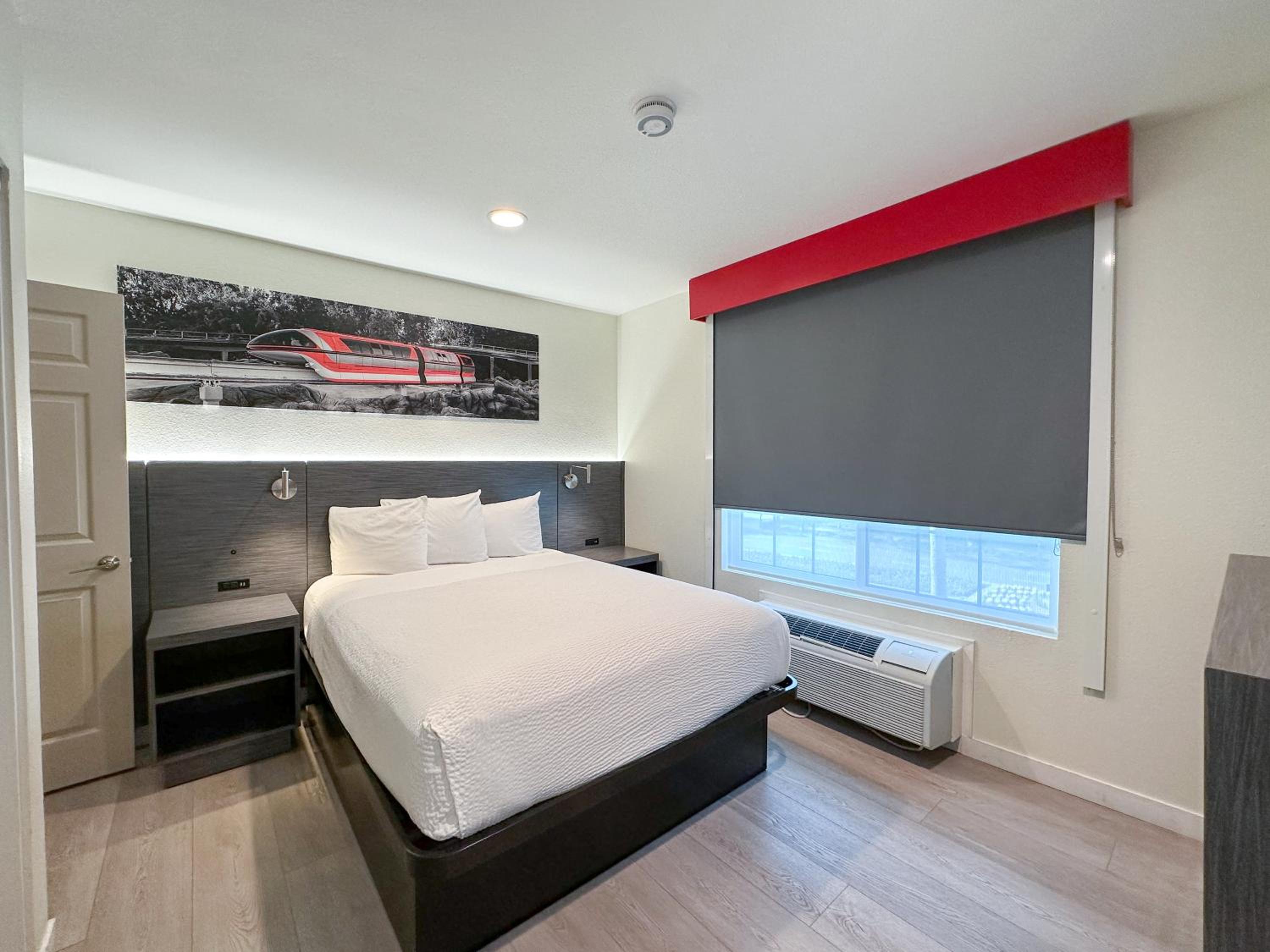 1 King Bed, 1 Queen Bed, 1 Bunk Bed, 2 Bedroom Family Suite, NSMK - Photo 6