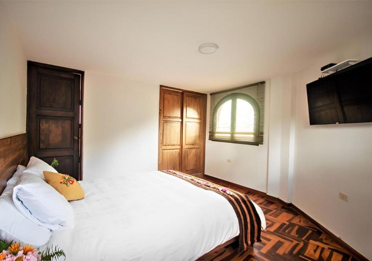 Standard Twin Room - Photo 3