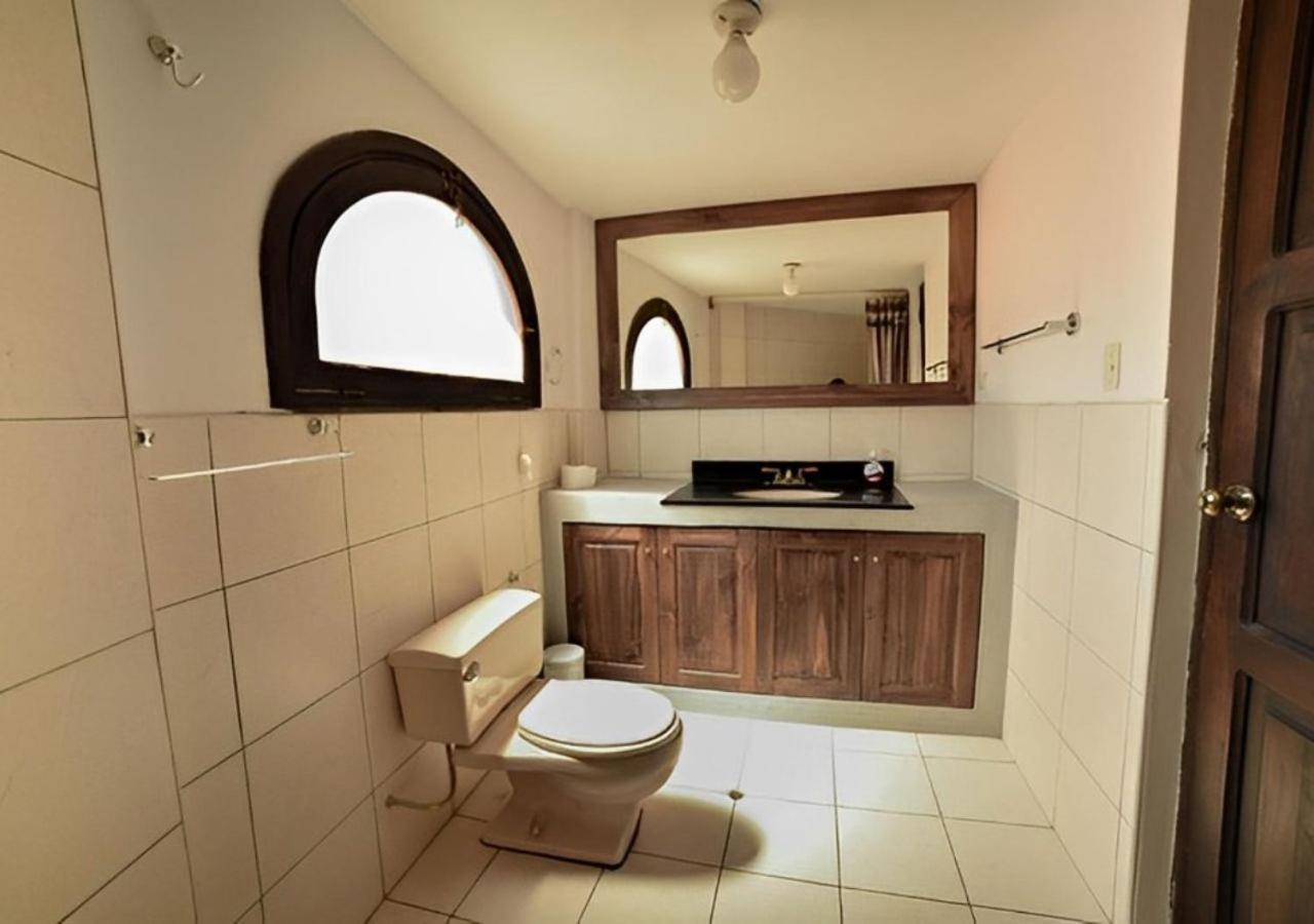 Standard Twin Room - Photo 2