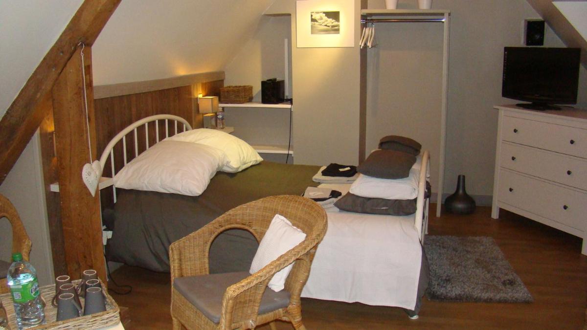 Family Room (5 Adults) photo 1