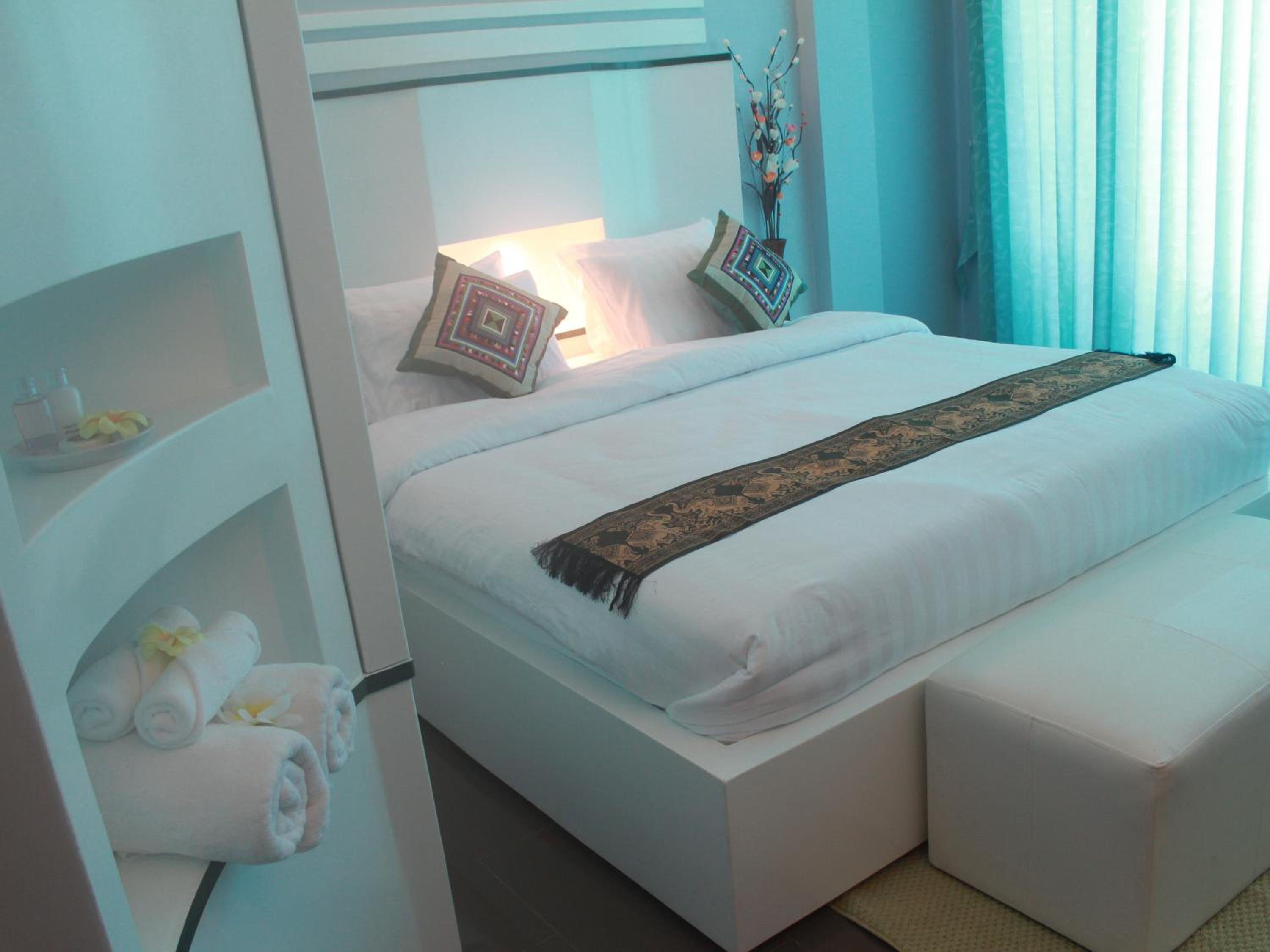 Deluxe Double or Twin Room - Photo 13