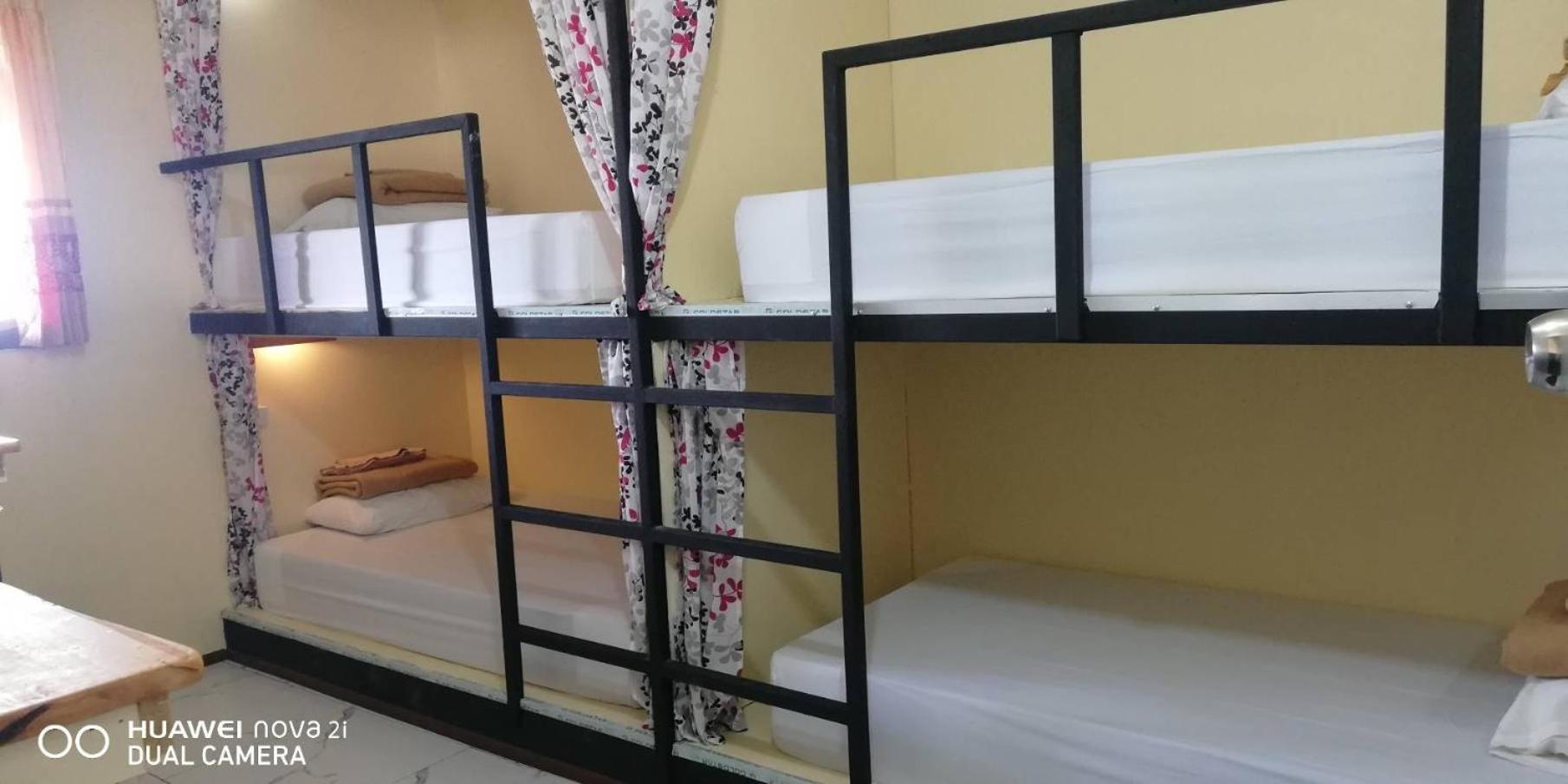 Mixed Dormitory Room photo 1