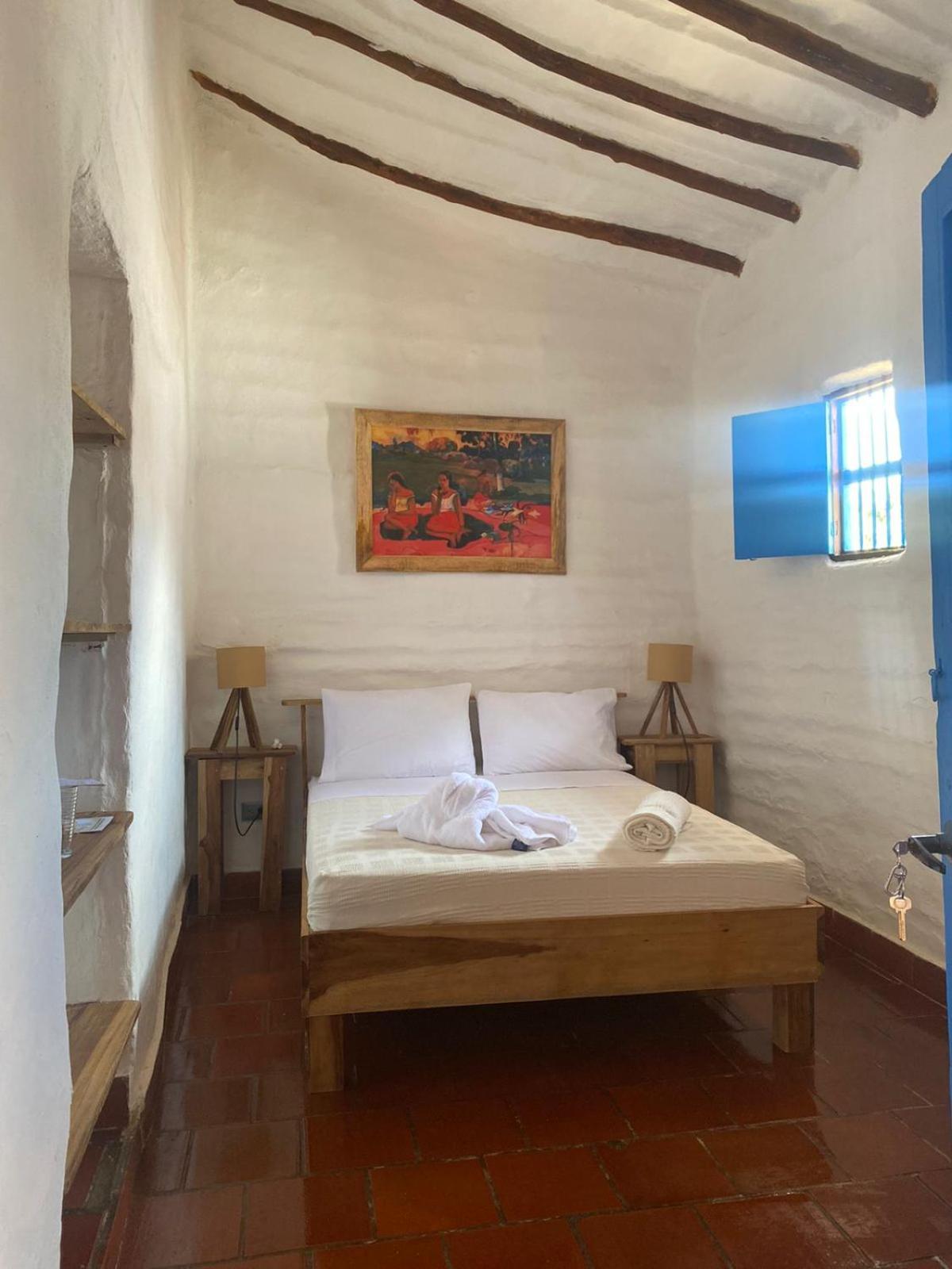 Standard Queen Room