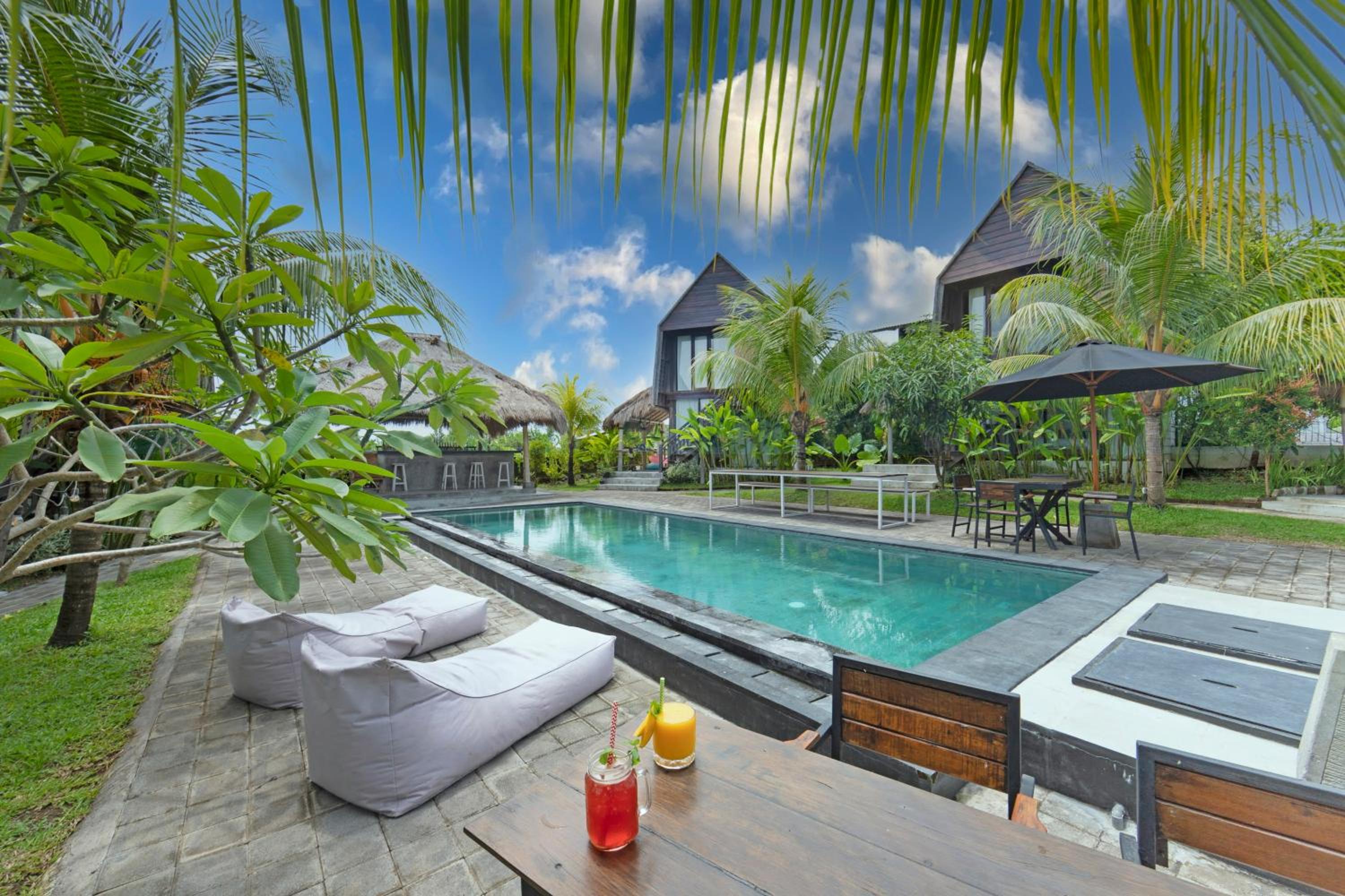 One-Bedroom Bungalow - Photo 37