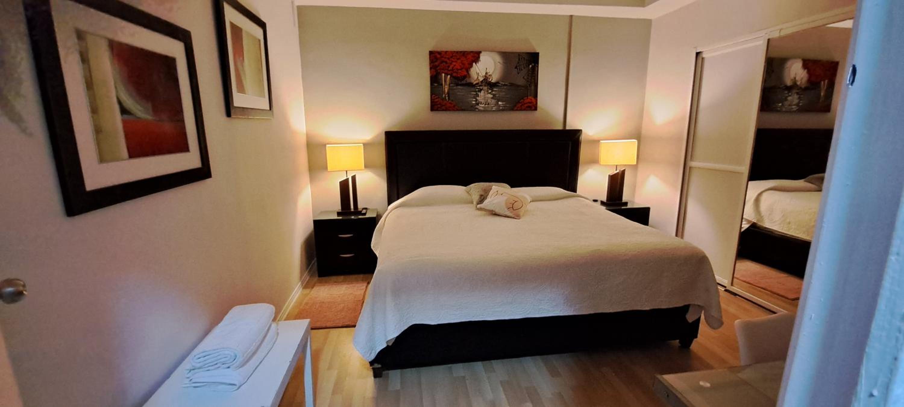 Superior King Room - Photo 11