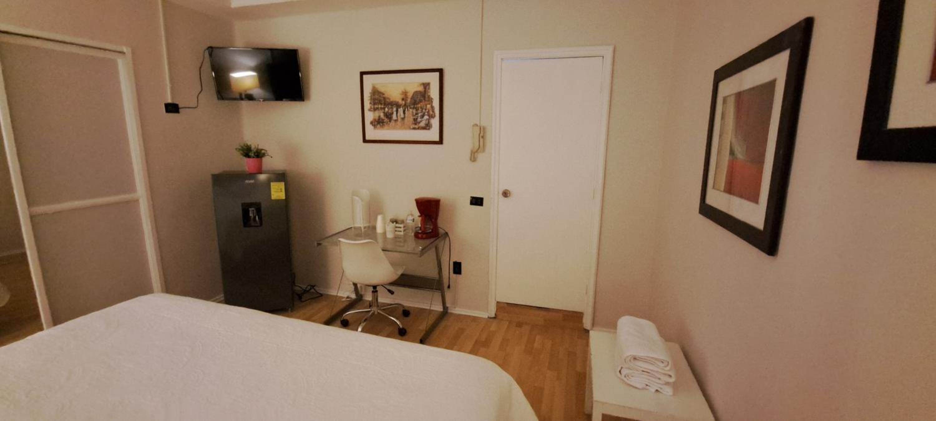 Superior King Room - Photo 14