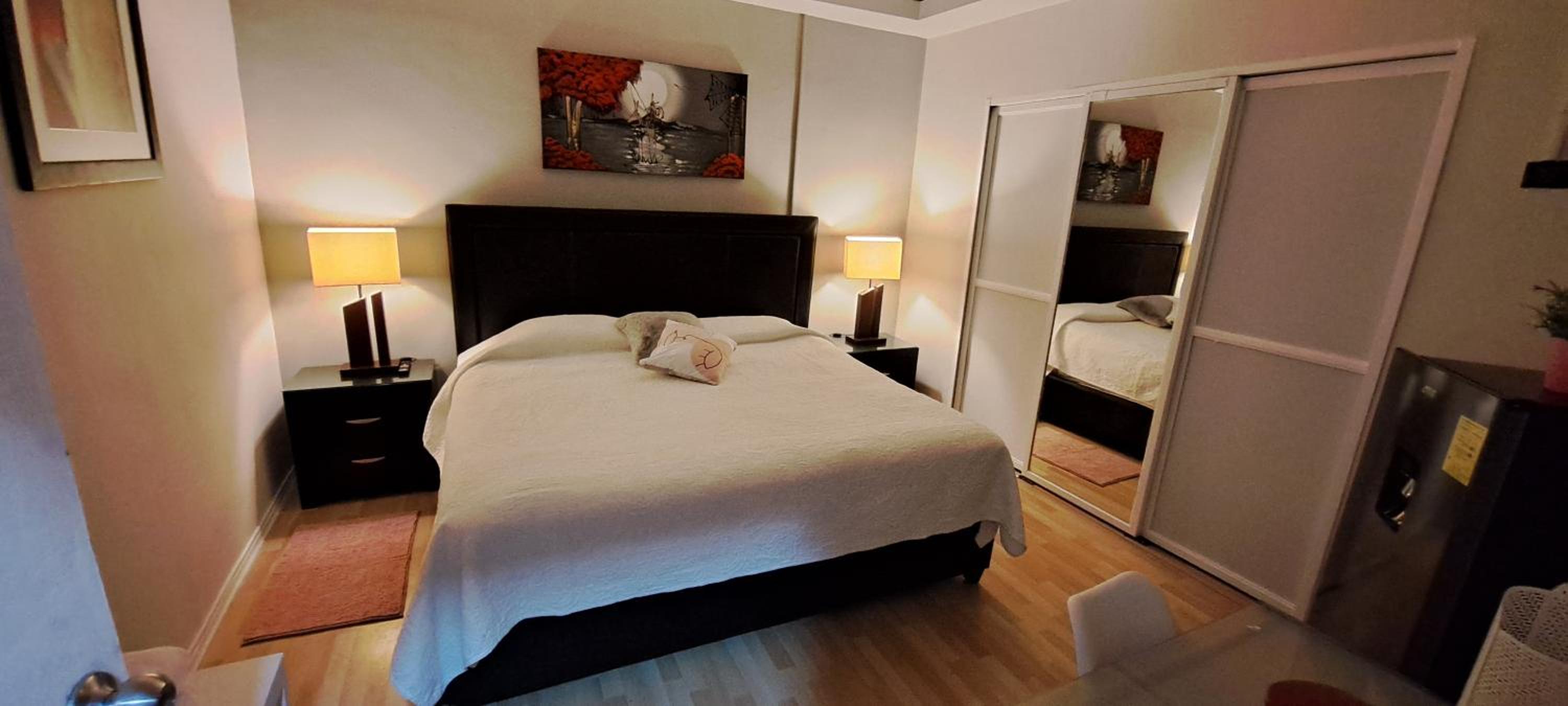 Superior King Room - Photo 7