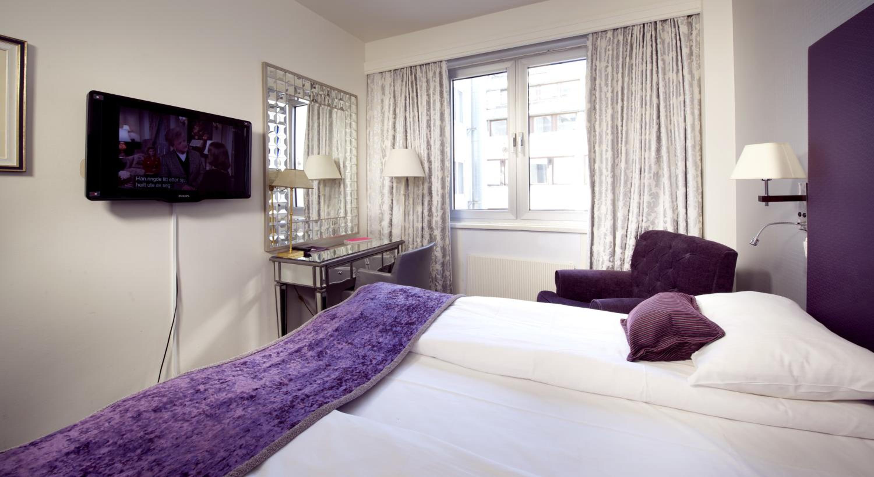 Standard Double or Twin Room - Photo 4
