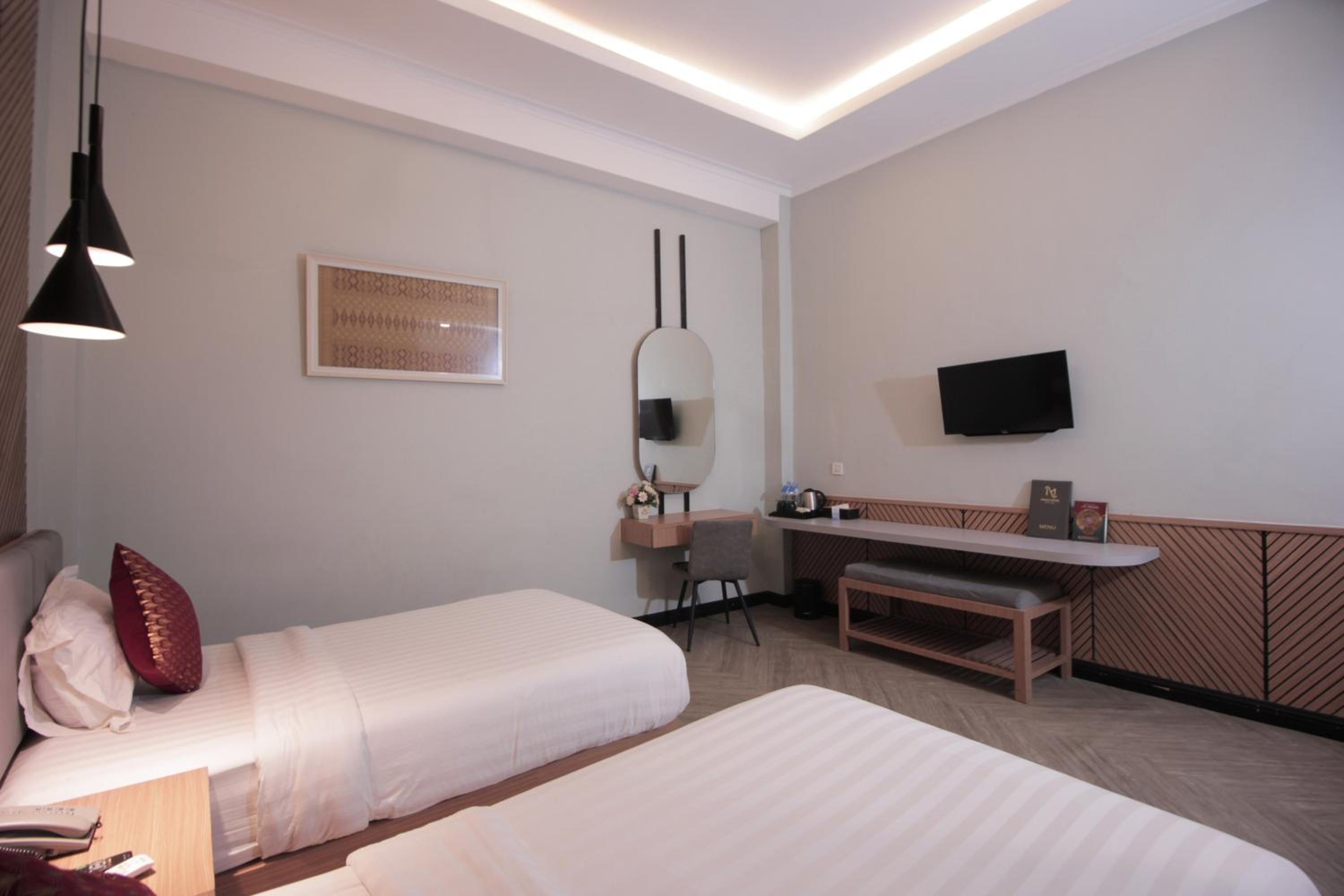 Grand Deluxe Twin Room - Photo 2