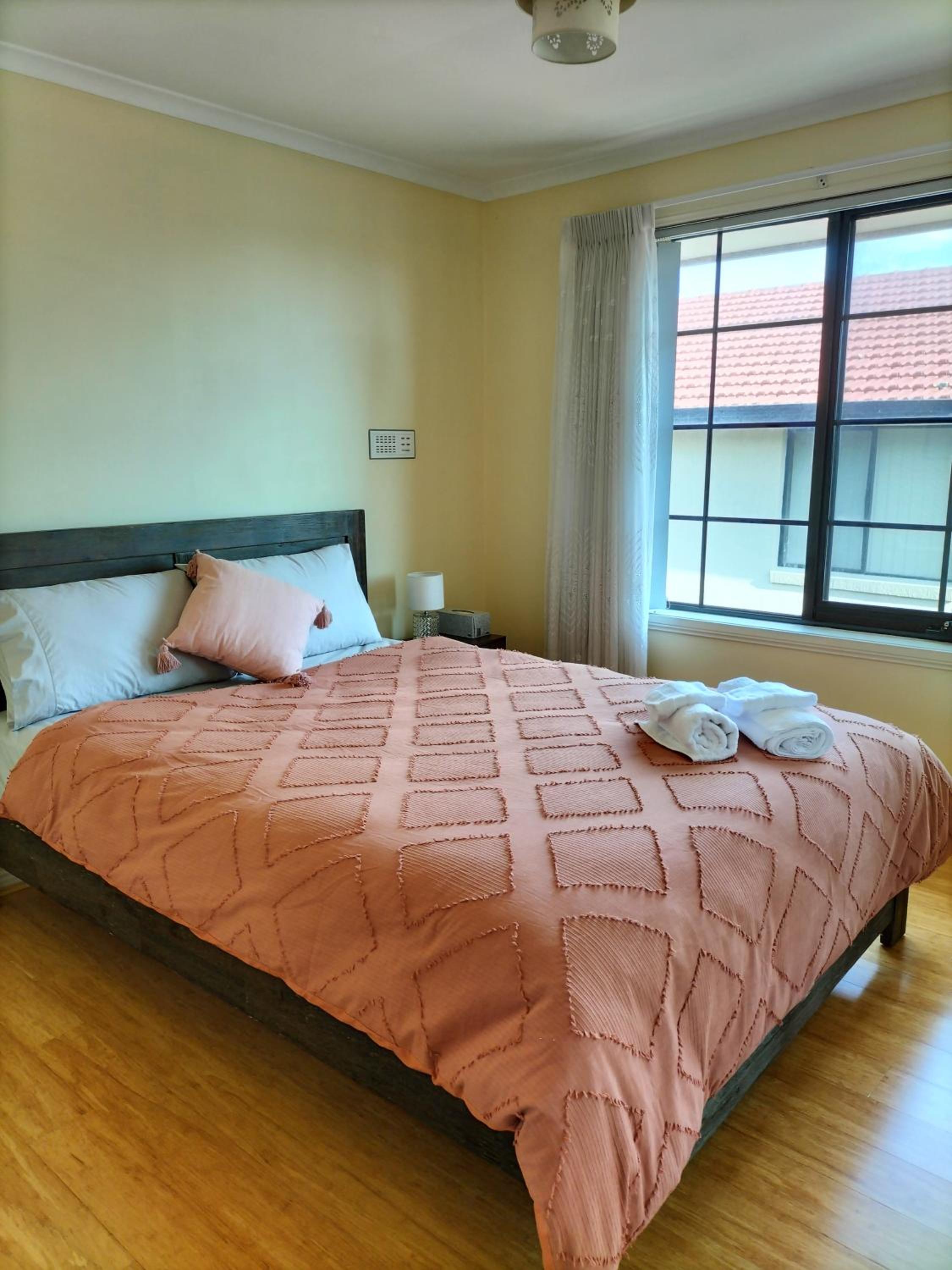 Double Room with Shared Bathroom photo 1
