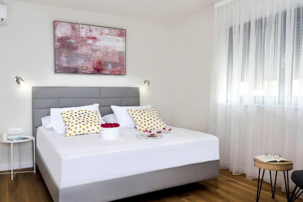 Villa photo 3