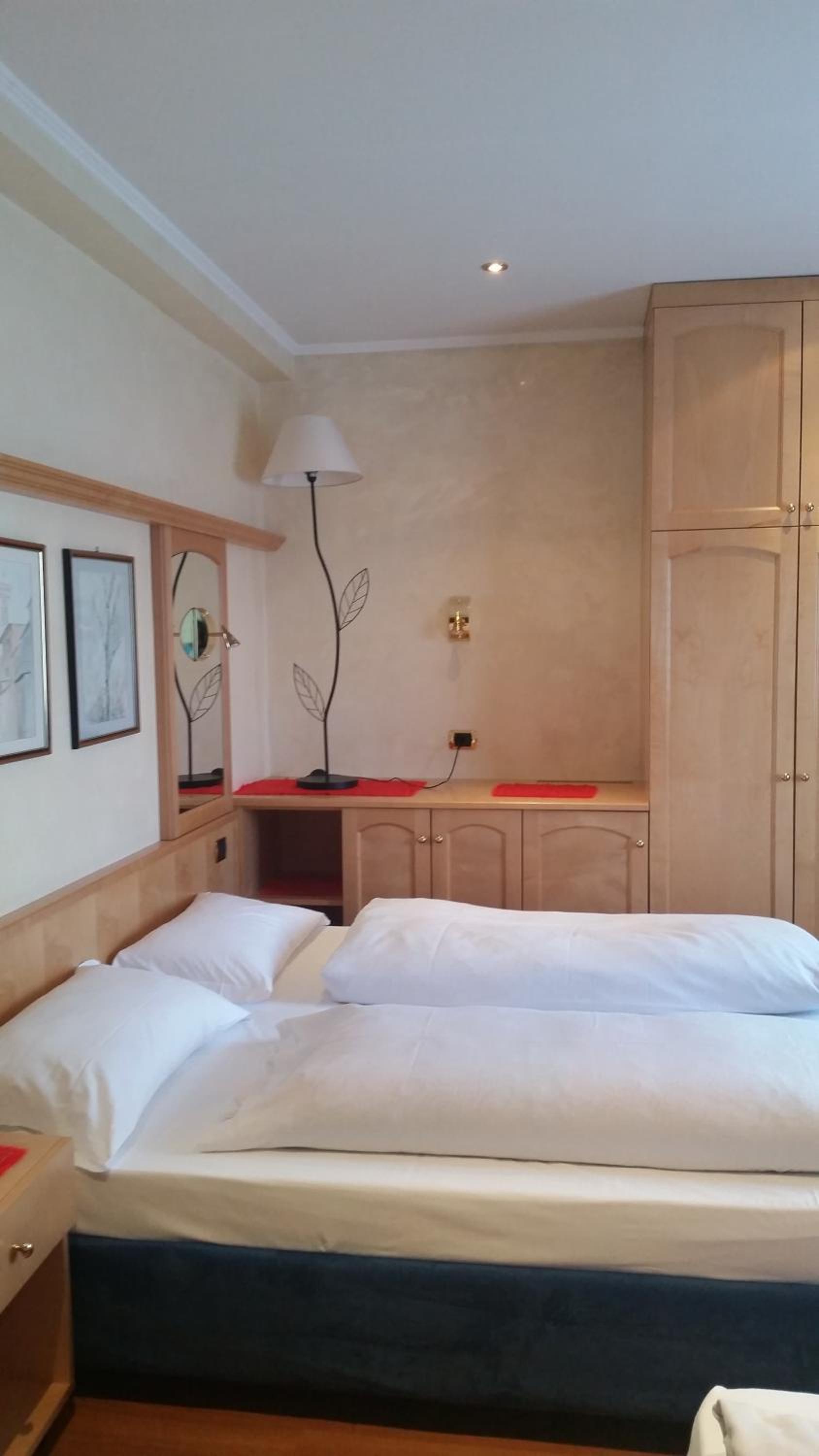 Two-Bedroom Apartment with Balcony photo 1